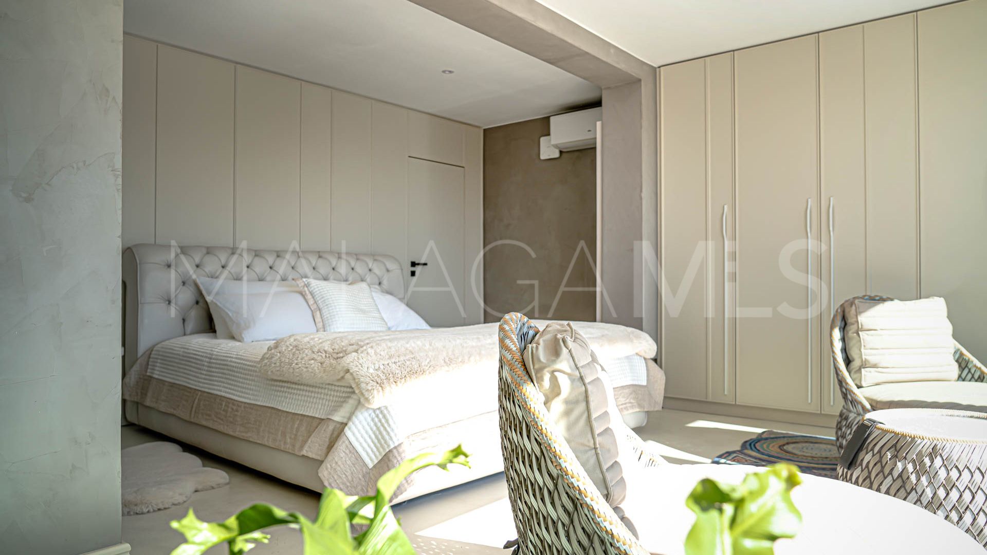 Villa for sale in El Paraiso