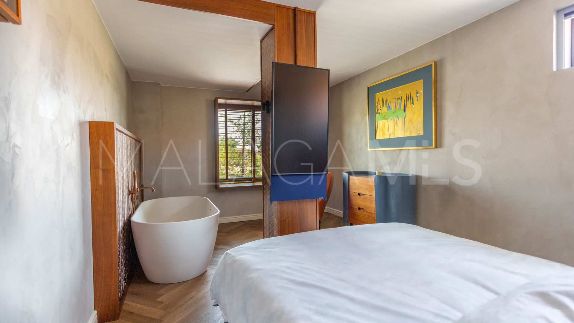 Villa for sale in El Paraiso