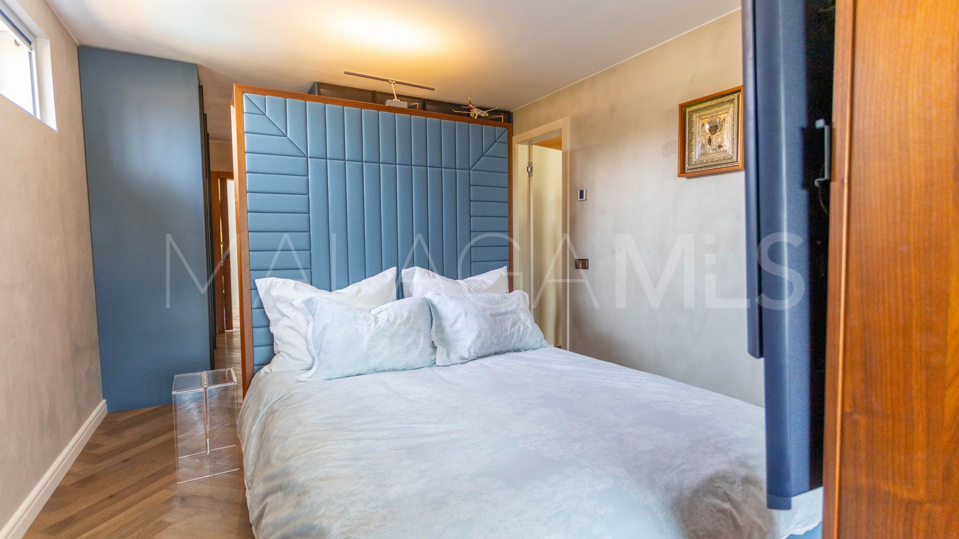 Villa for sale in El Paraiso