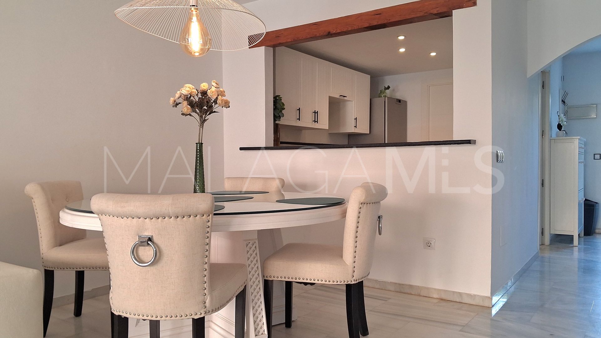 Adosado for sale in El Paraiso with 3 bedrooms