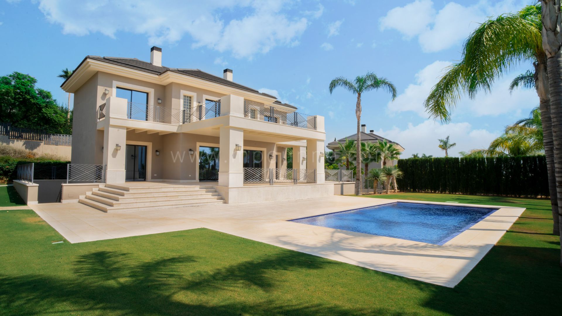 Elegant Six-Bedroom Villa with Panoramic Views in Los Flamingos