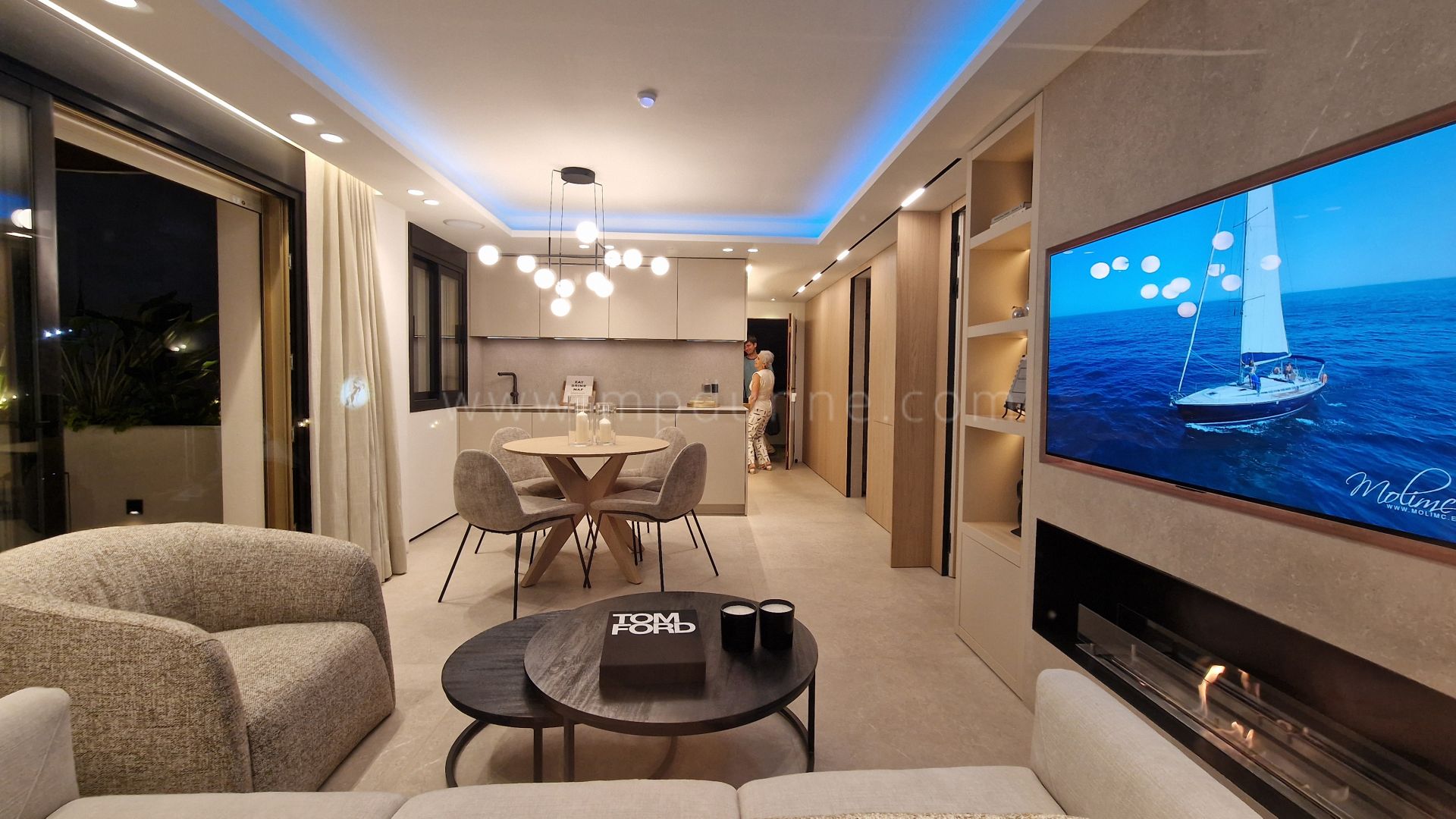 Contemporary Two-Bedroom Apartment with Advanced Smart Technology in Puerto Banús