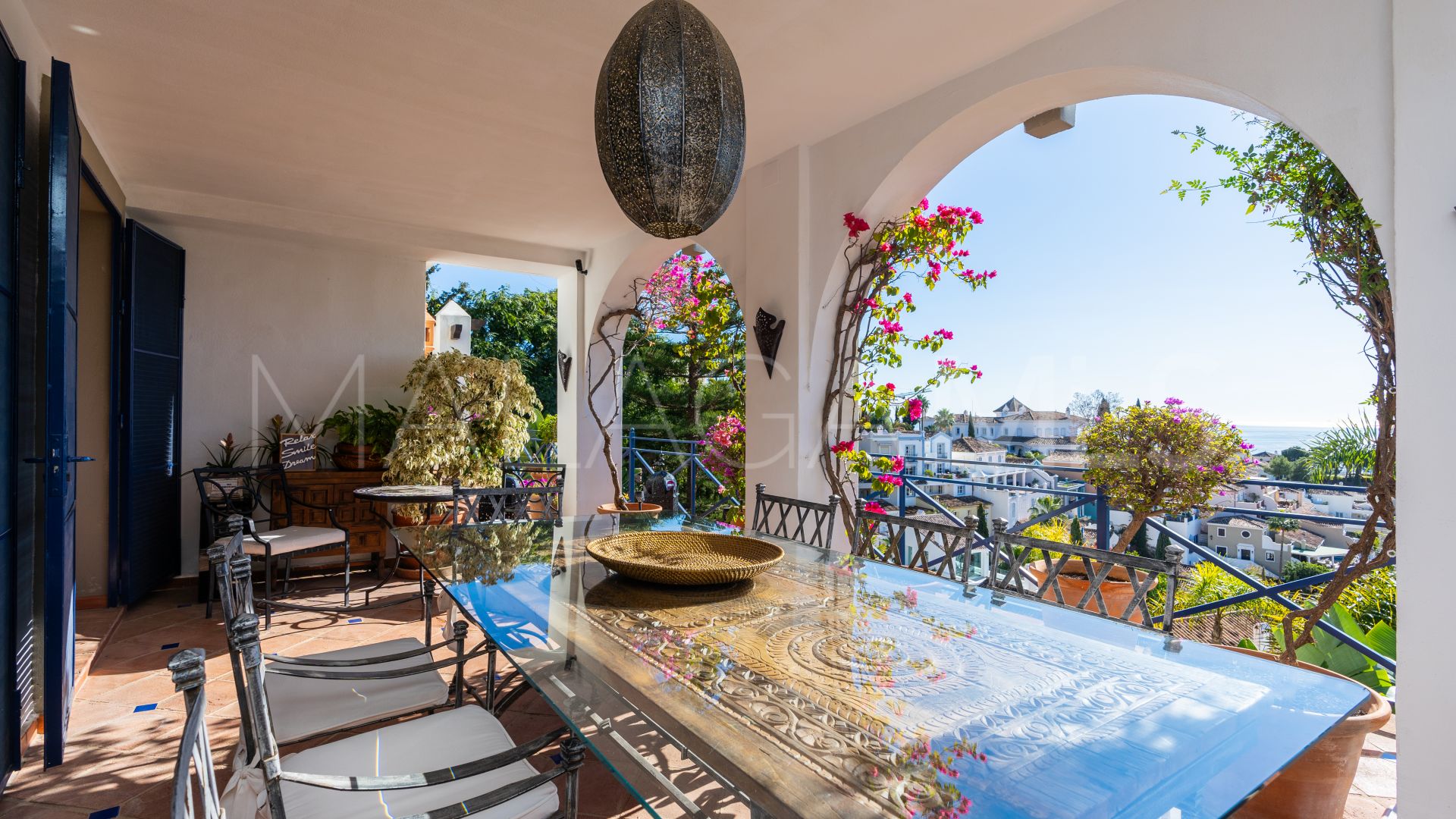 El Madroñal villa for sale