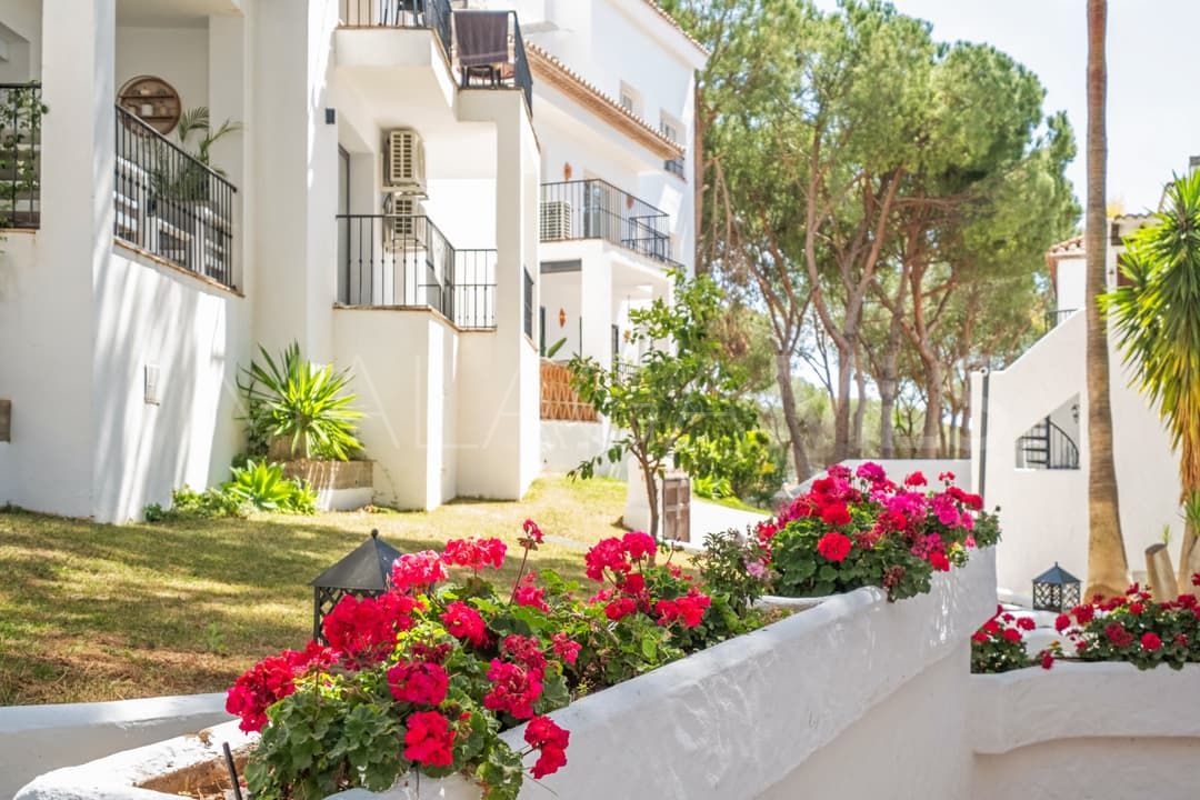 Appartement for sale in Los Pinos de Aloha