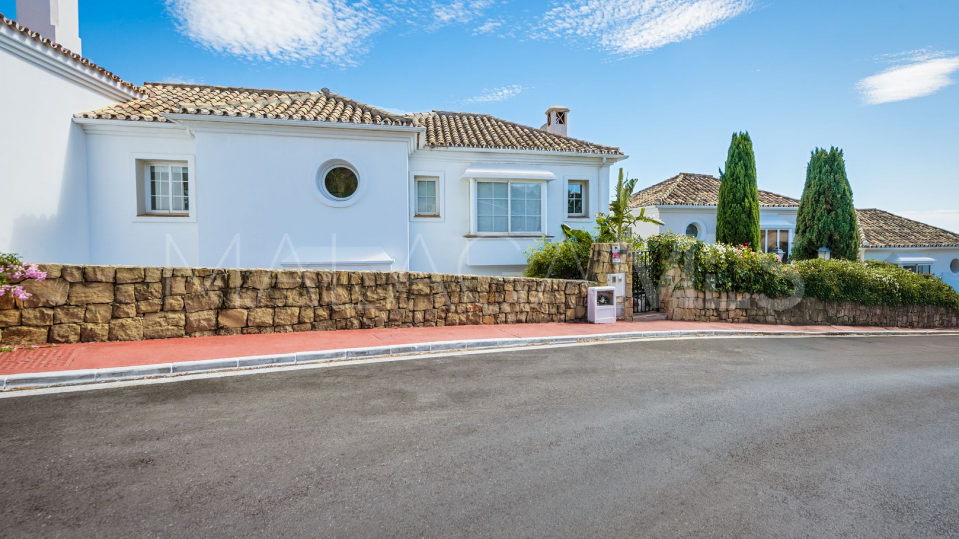 Villa jumelée for sale in Marbella Hill Club