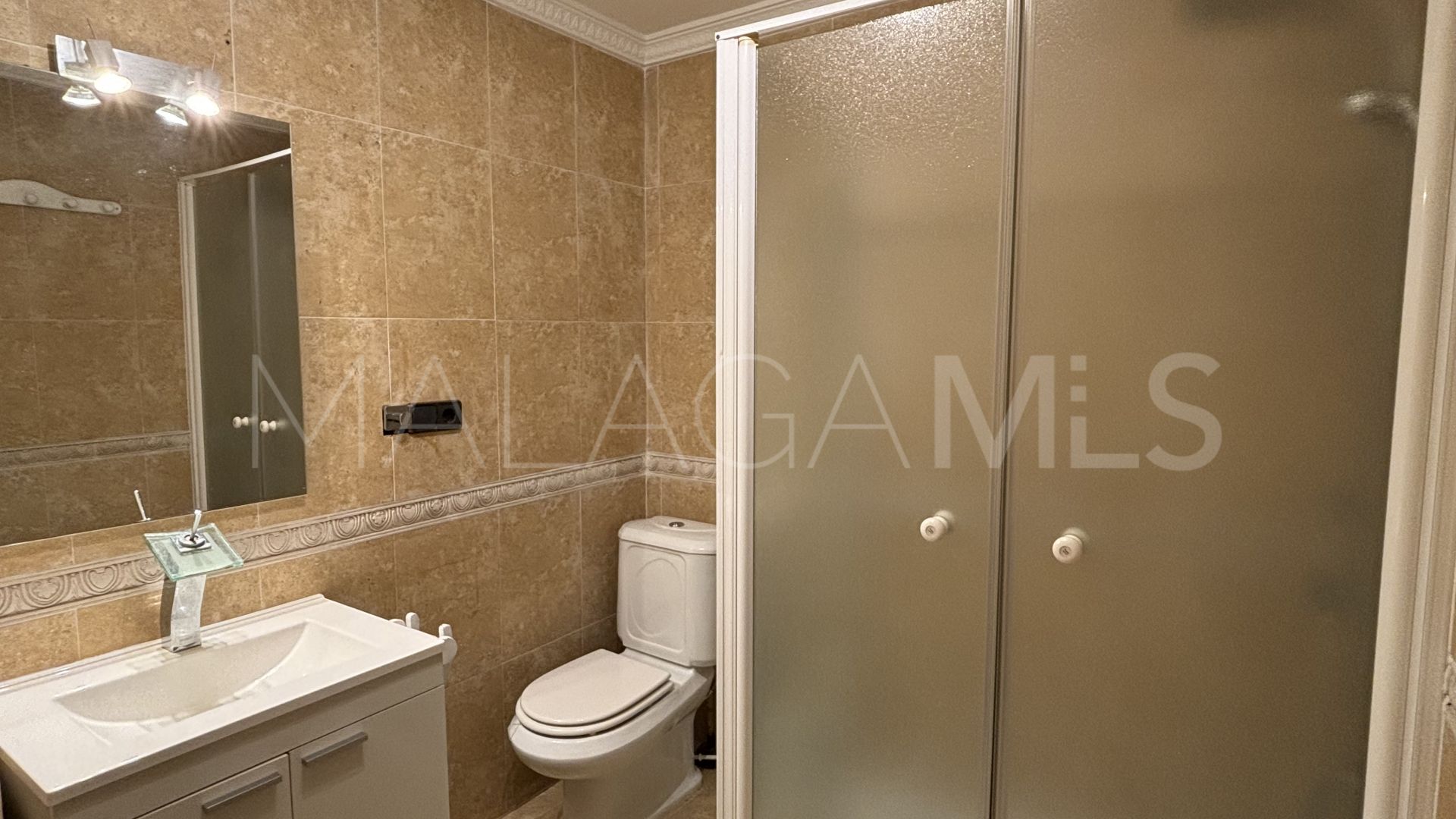 Villa jumelée for sale in Balcones de Sierra Blanca