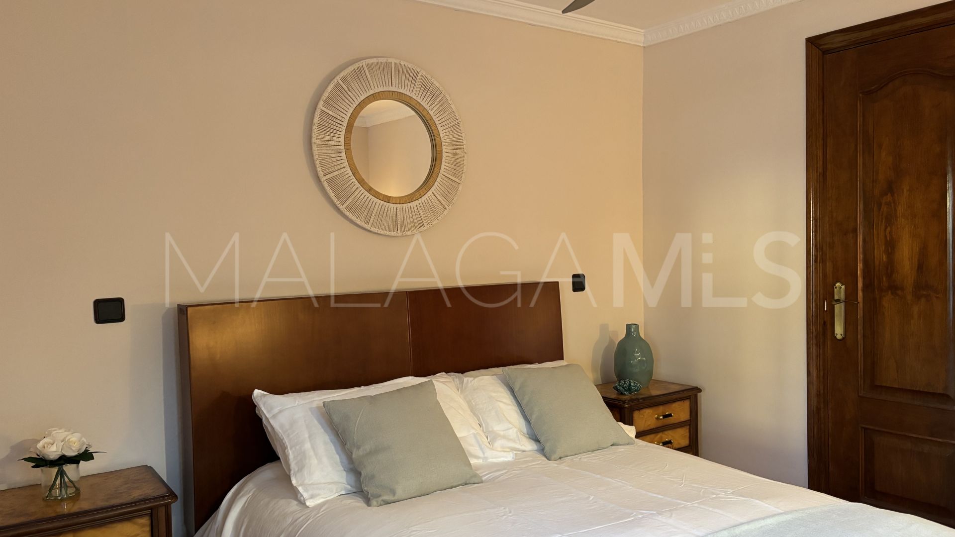 Villa jumelée for sale in Balcones de Sierra Blanca