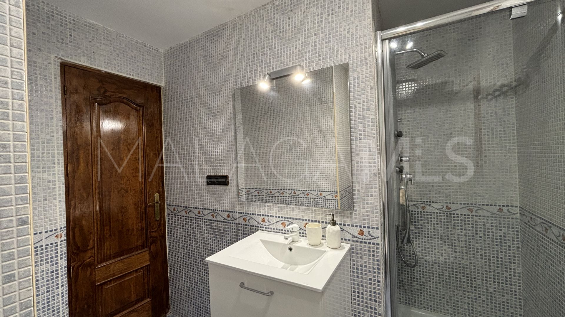 Villa jumelée for sale in Balcones de Sierra Blanca