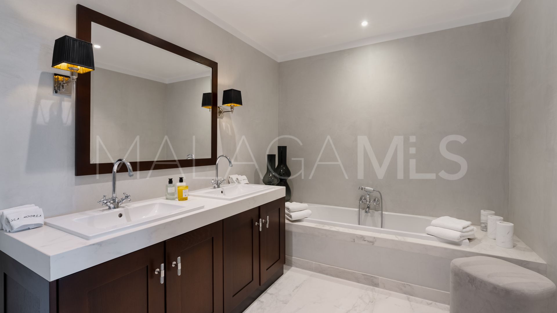 Cascada de Camojan, villa with 7 bedrooms a la venta