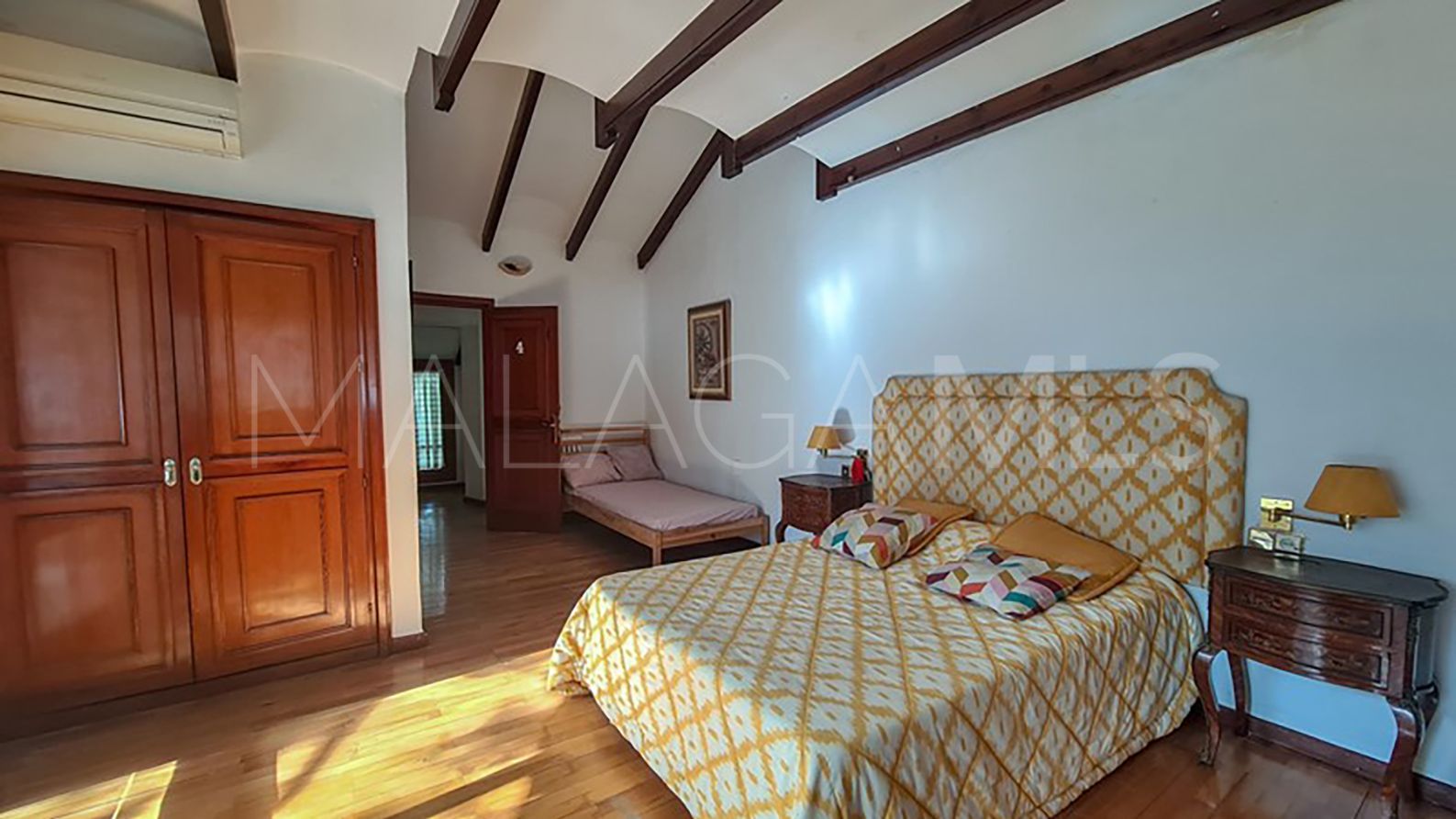Villa for sale in Cabopino
