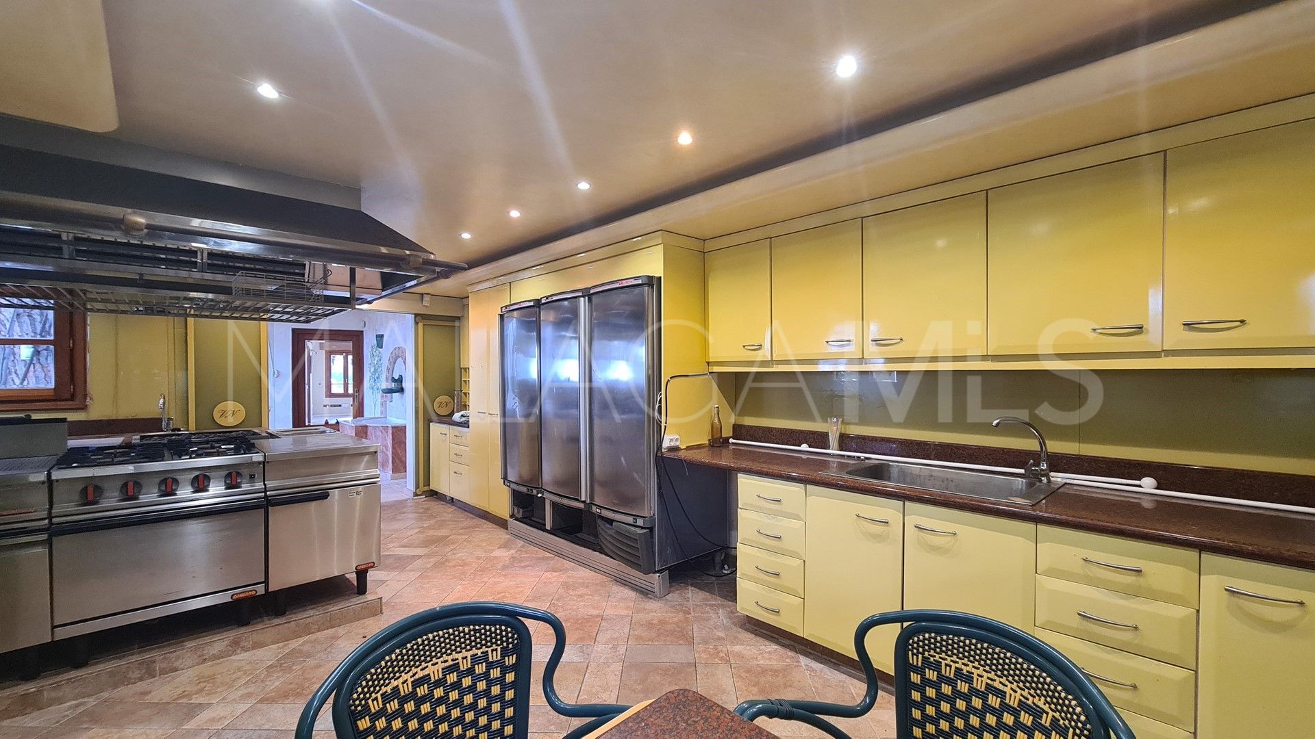 Villa for sale in Cabopino
