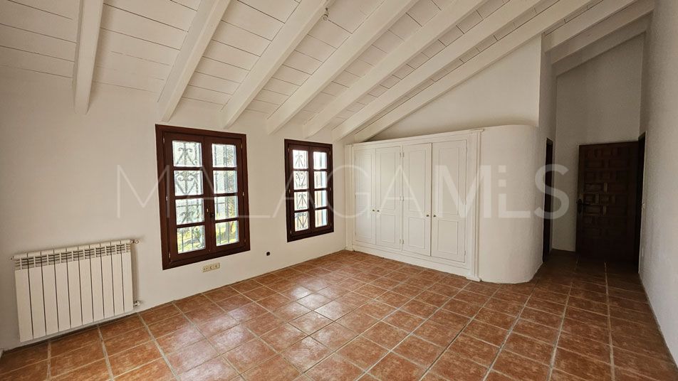 Villa for sale in Manilva