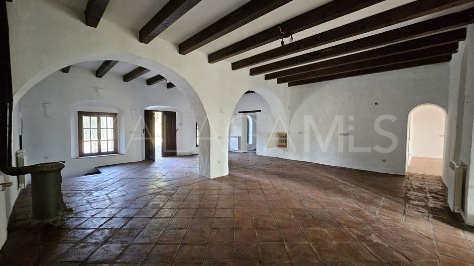 Villa for sale in Manilva