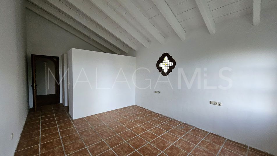 Villa for sale in Manilva