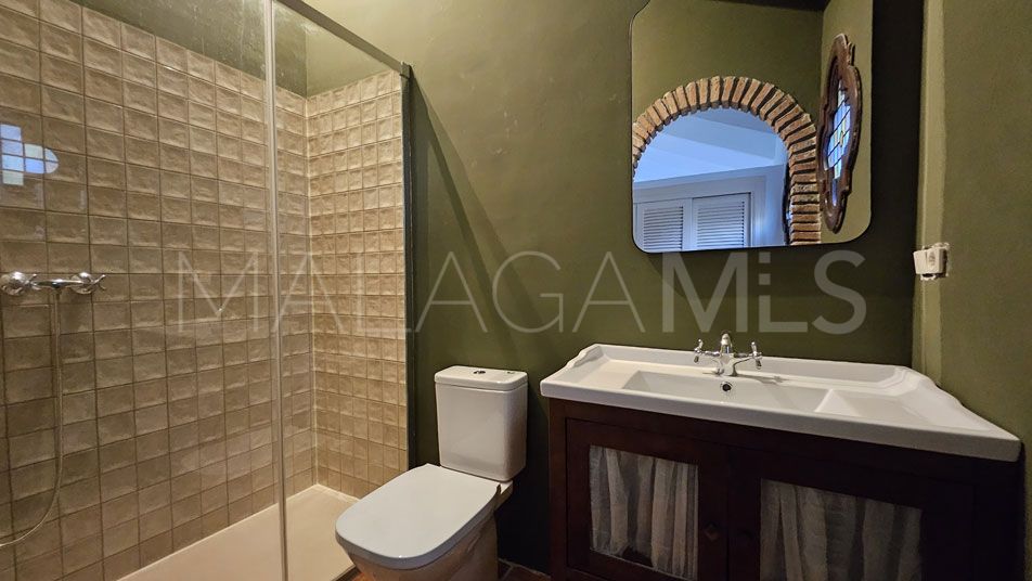 Villa for sale in Manilva