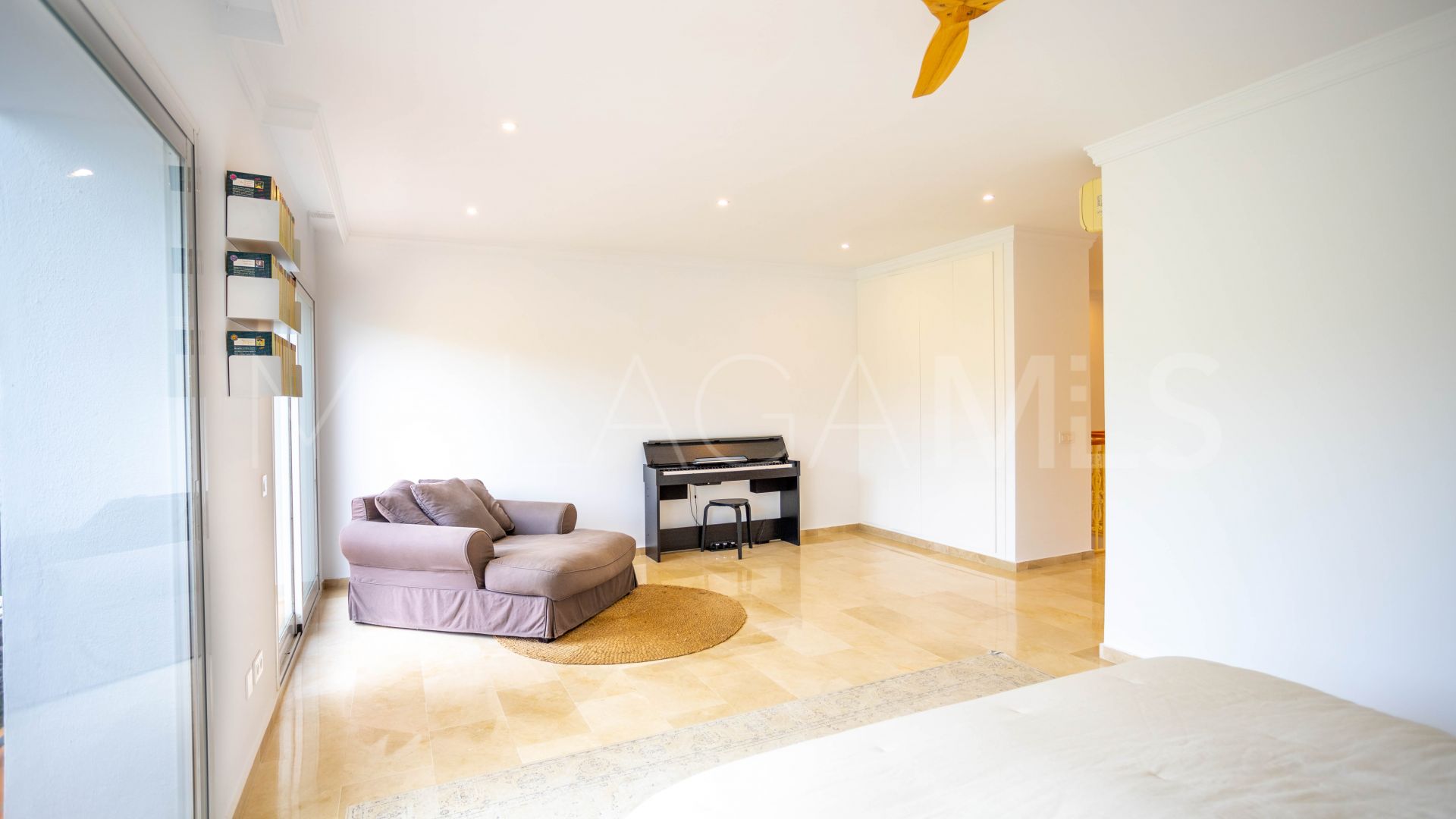 La Quinta, adosado for sale with 4 bedrooms