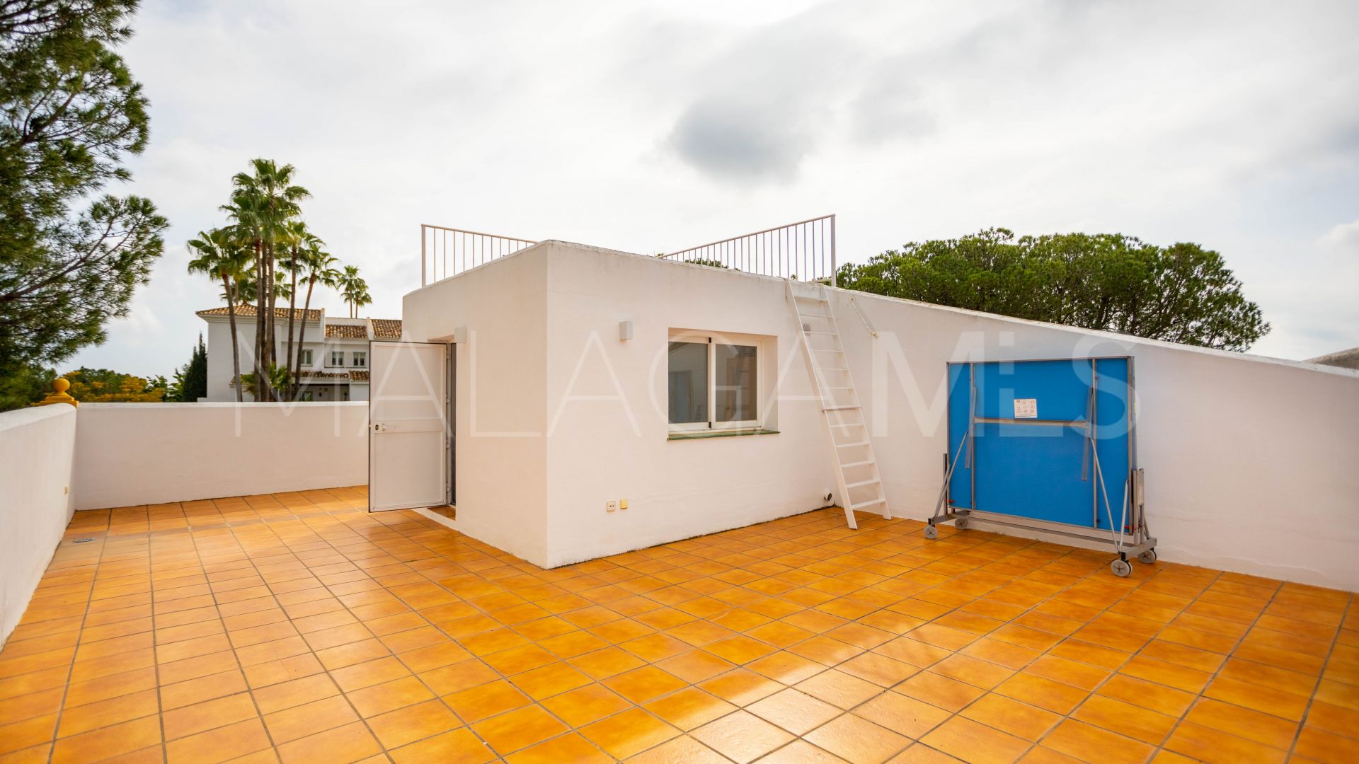 La Quinta, adosado for sale with 4 bedrooms
