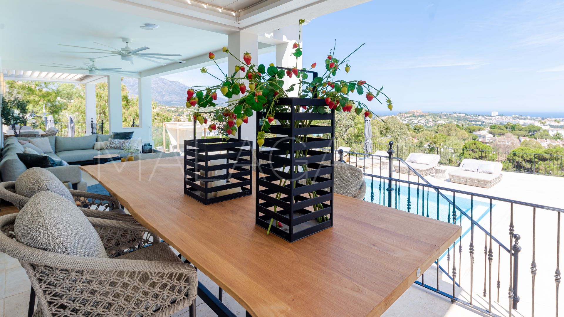 Villa for sale in El Herrojo