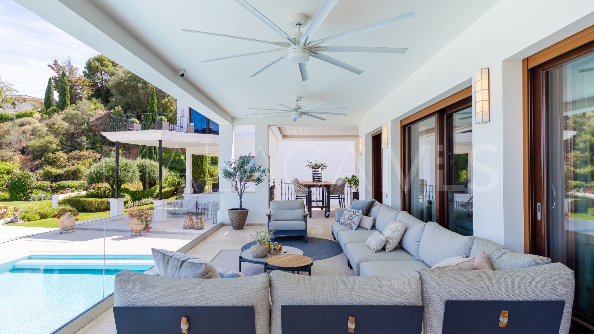 Villa for sale in El Herrojo