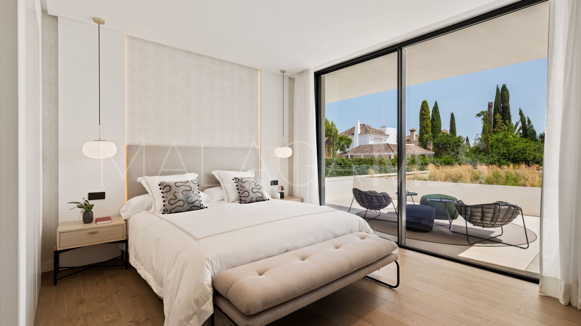 Villa for sale in Marbella City