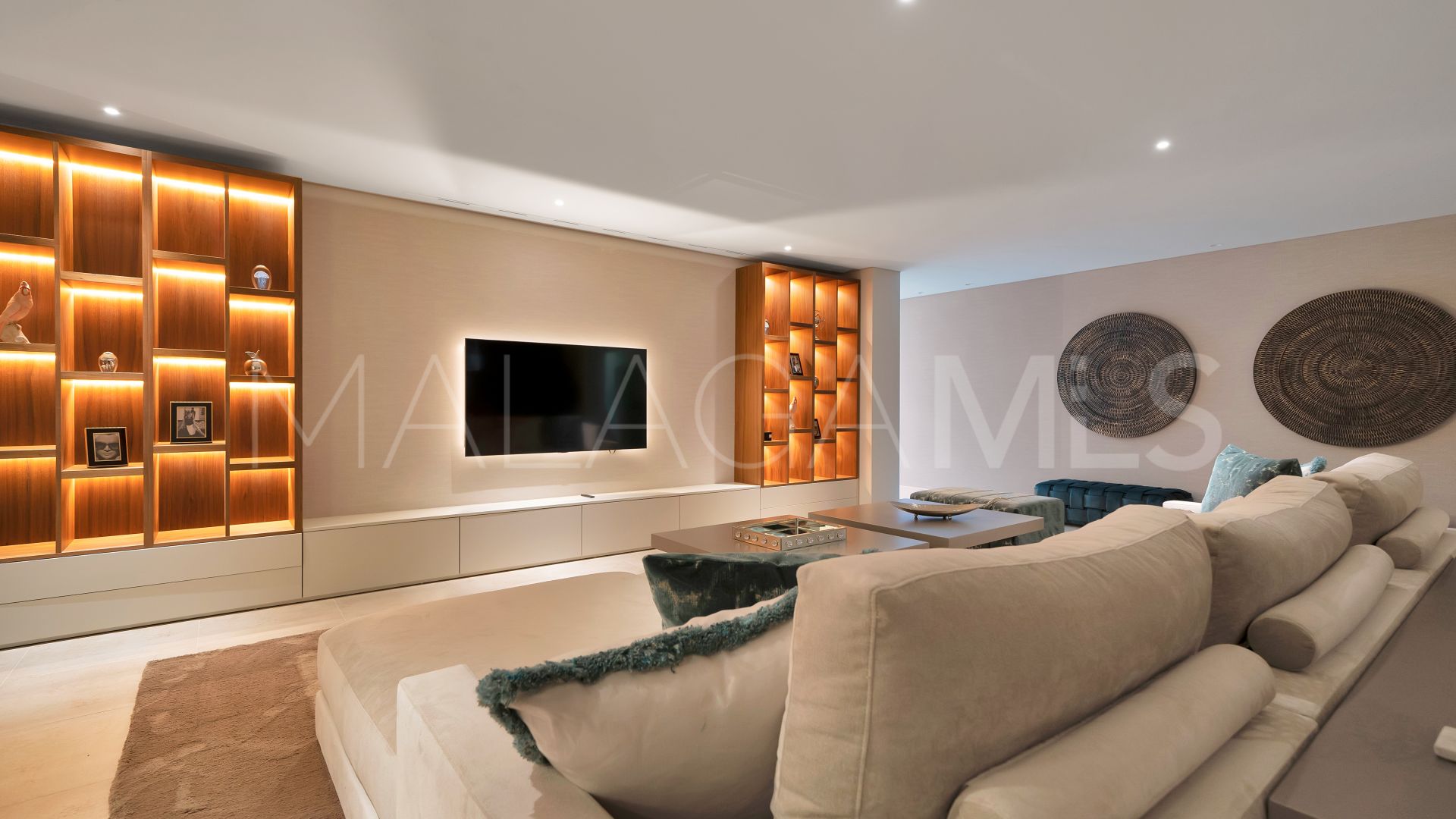 Villa for sale in Capanes Sur