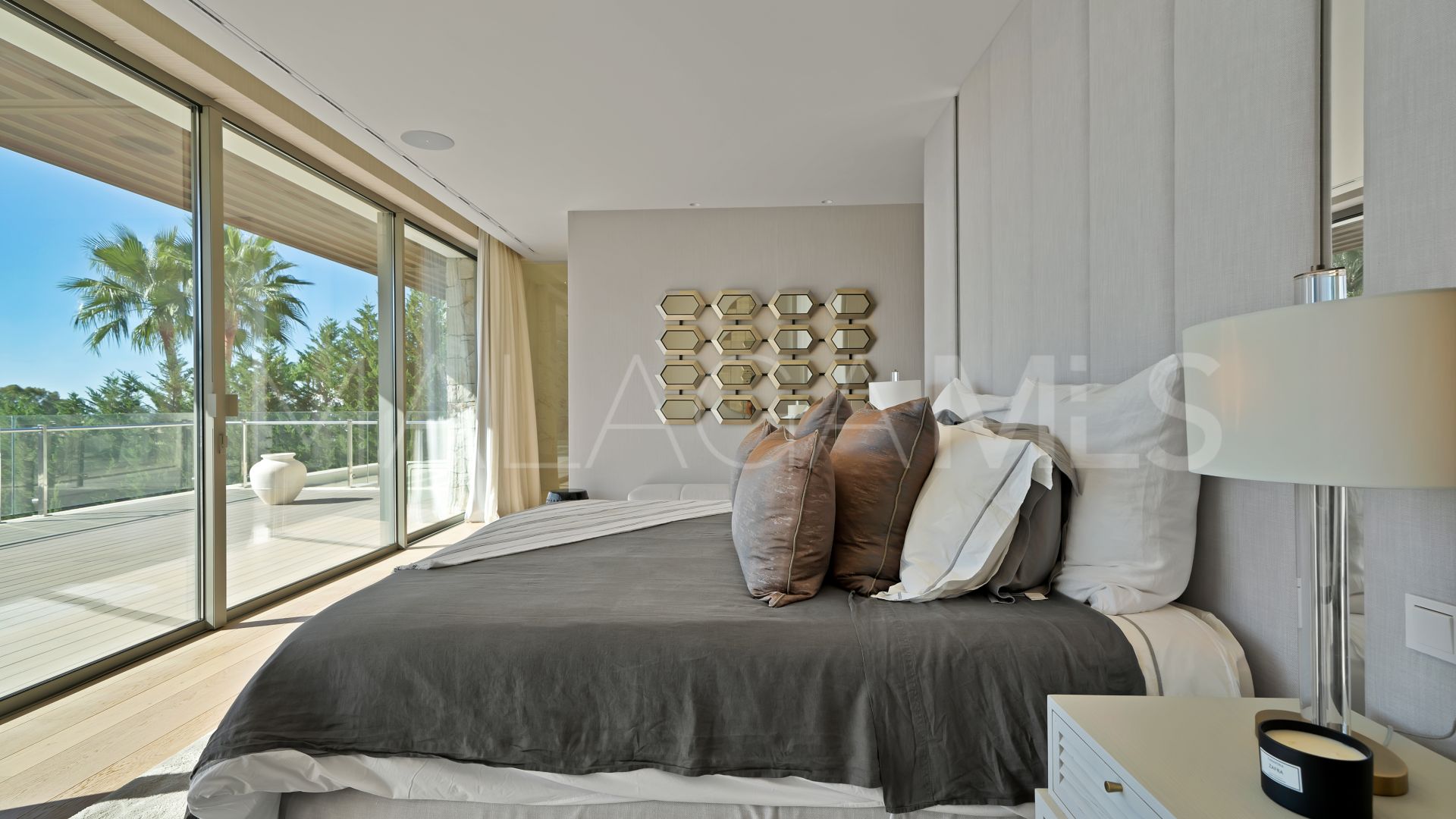 Villa for sale in Capanes Sur
