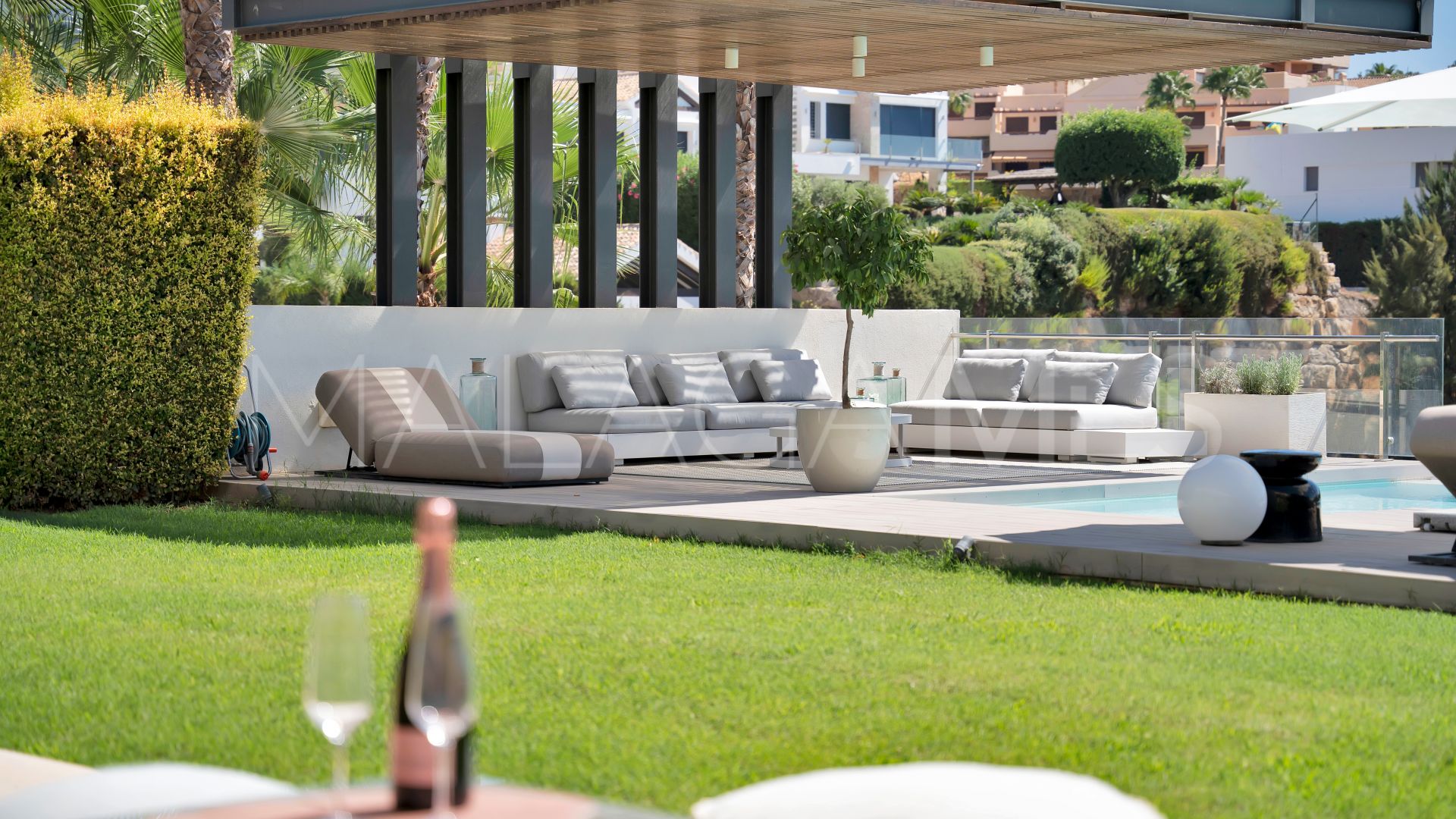 Villa for sale in Capanes Sur
