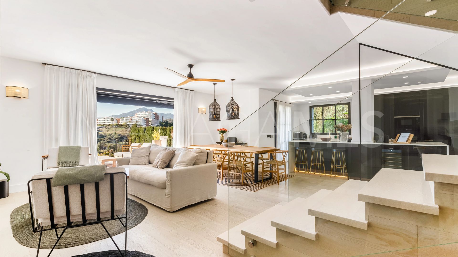 Villa for sale in Puerto del Capitan