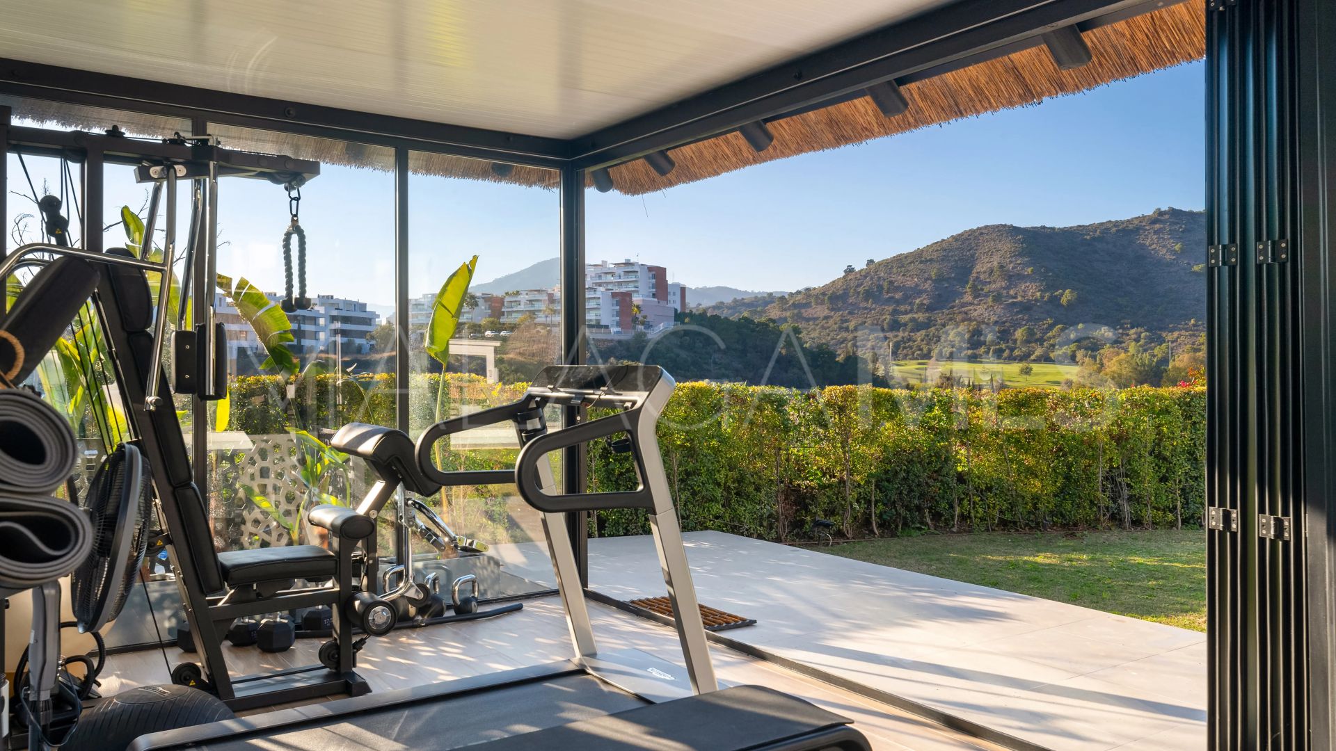 Villa for sale in Puerto del Capitan