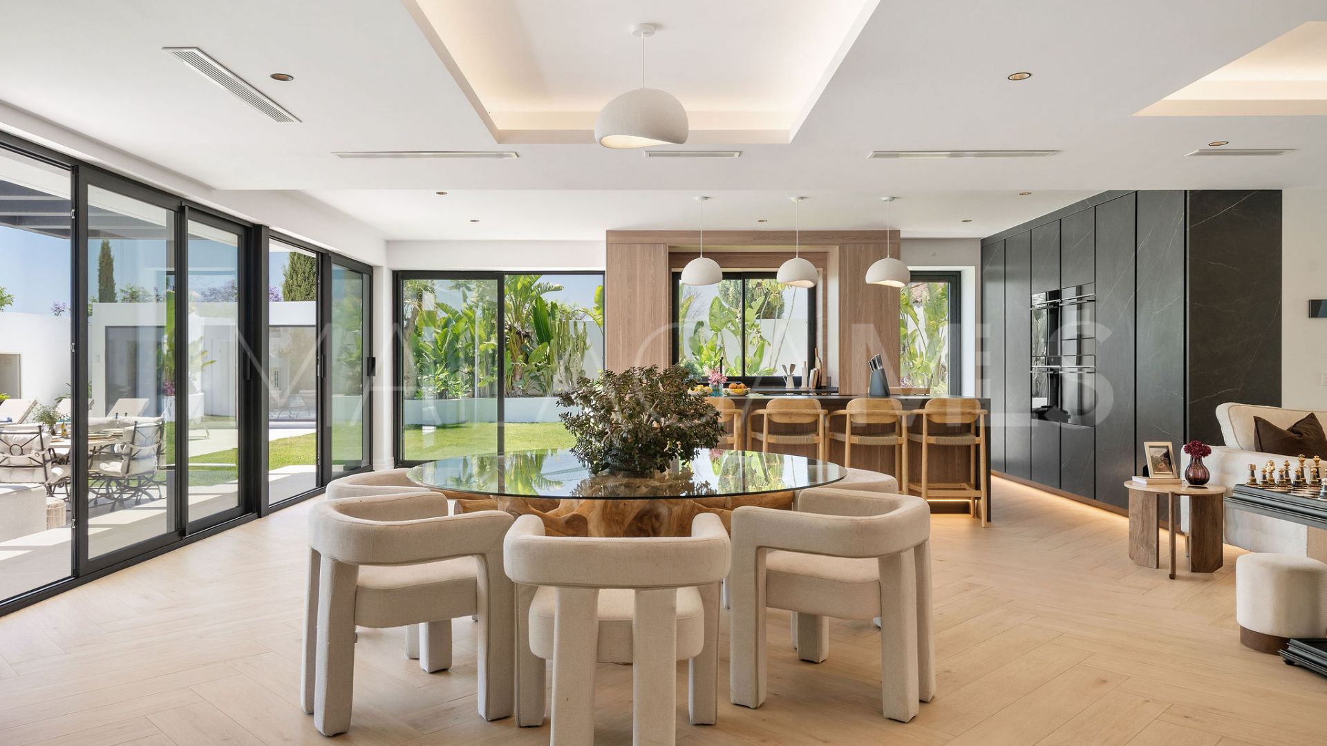 Villa for sale in Bel Air