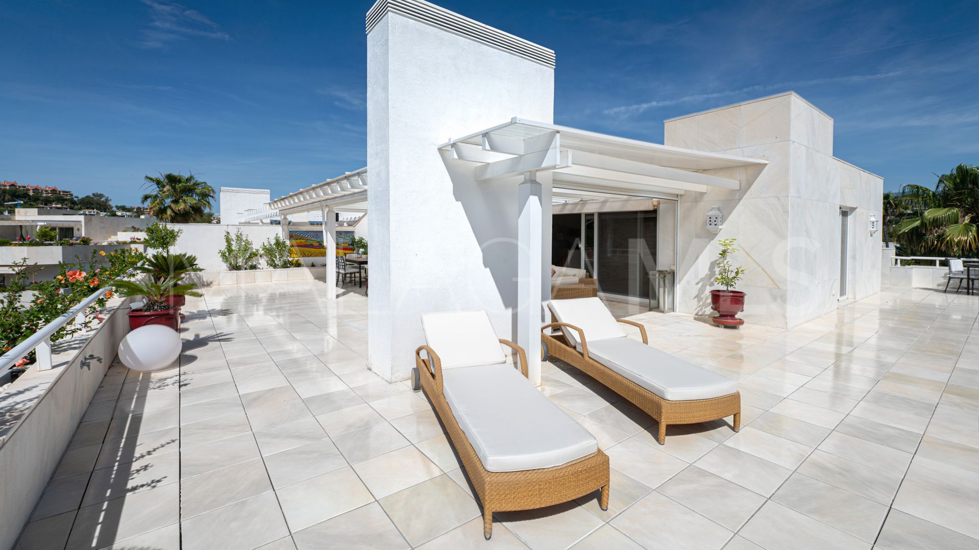 Zweistöckiges penthouse for sale in Los Granados Golf