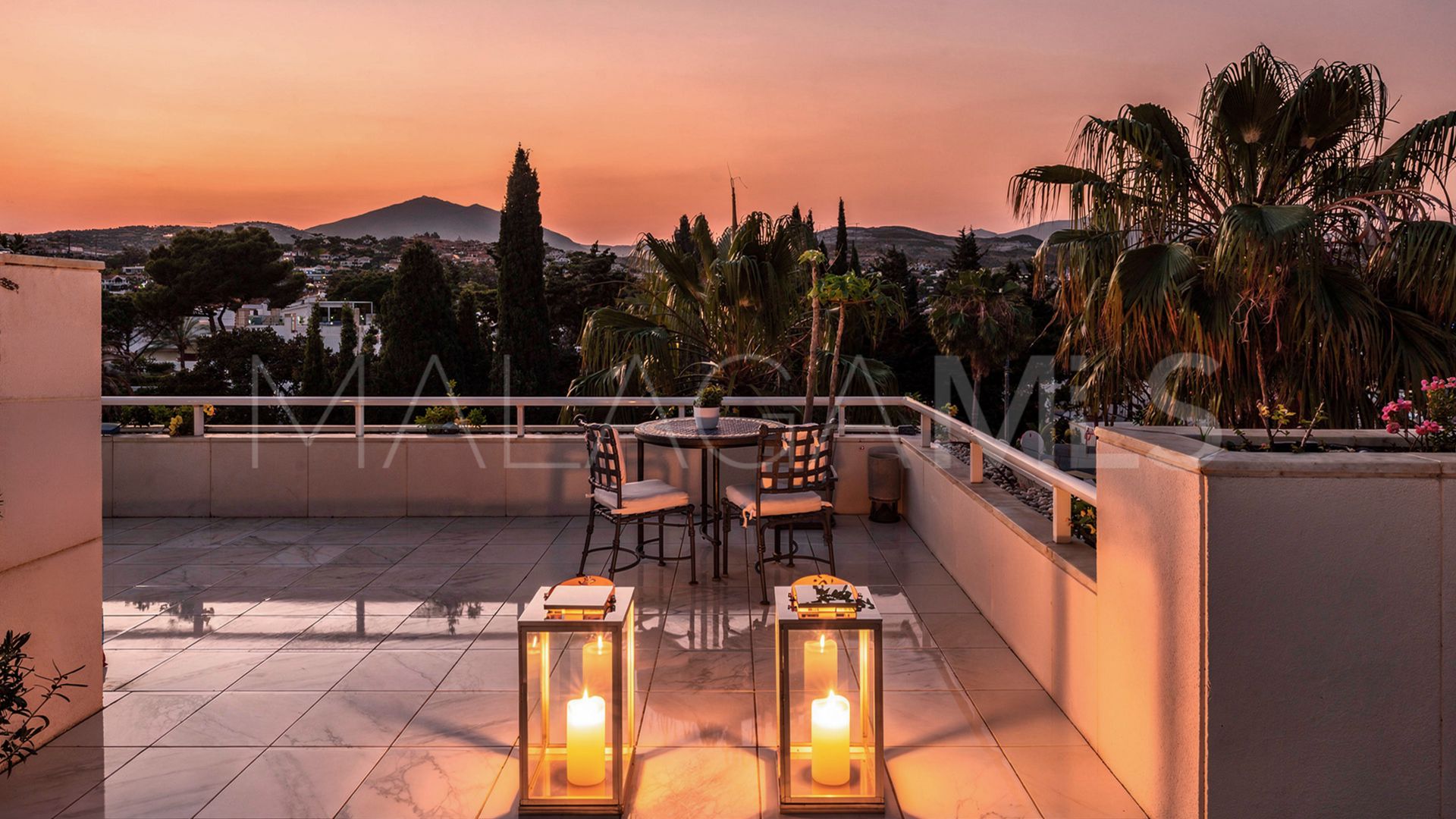 Zweistöckiges penthouse for sale in Los Granados Golf