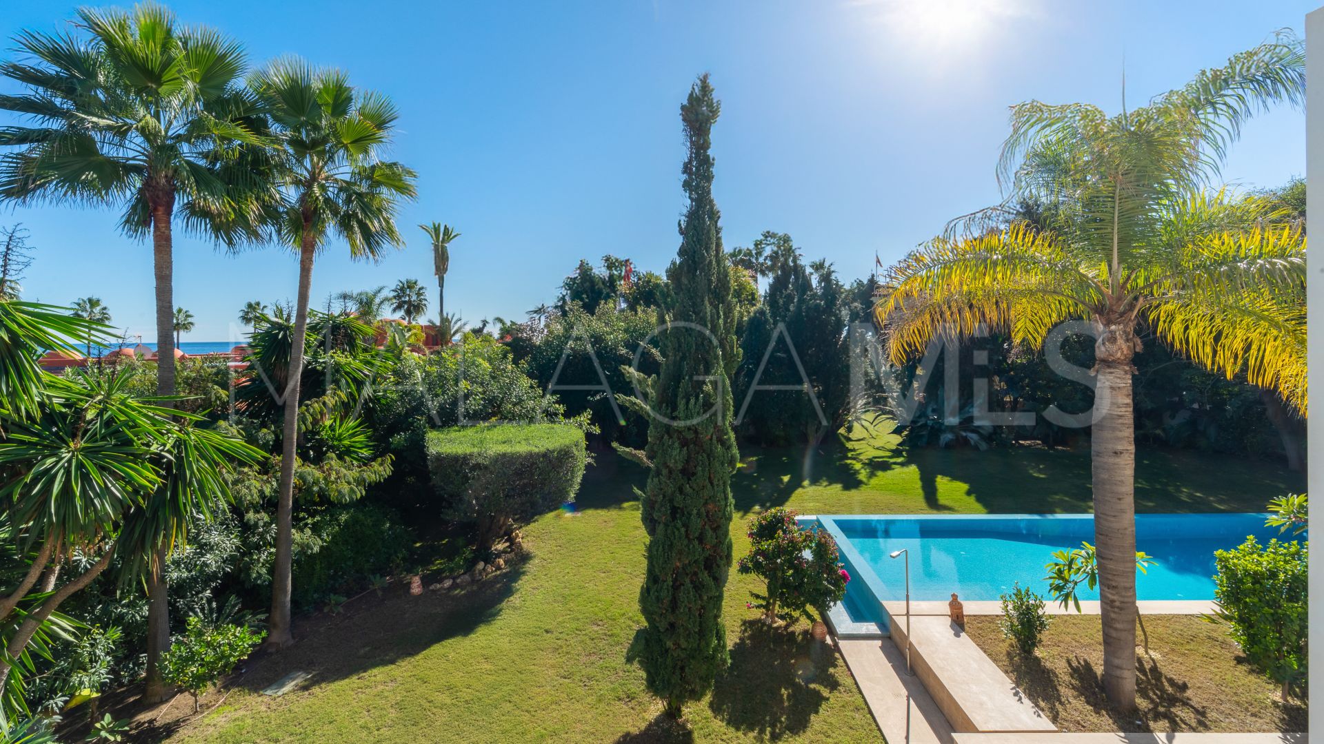Villa for sale in Casasola