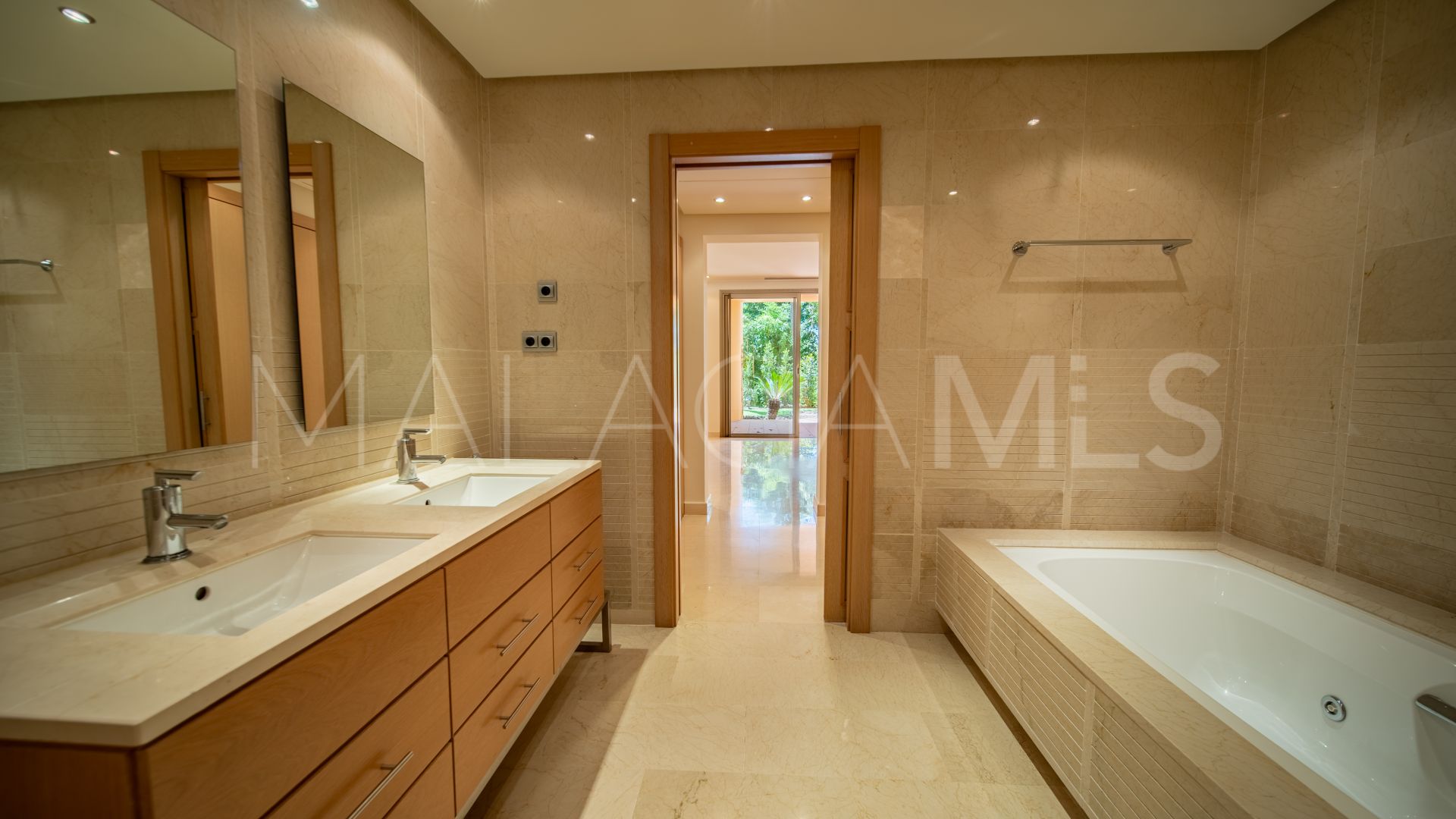 Mansion Club, apartamento with 2 bedrooms for sale