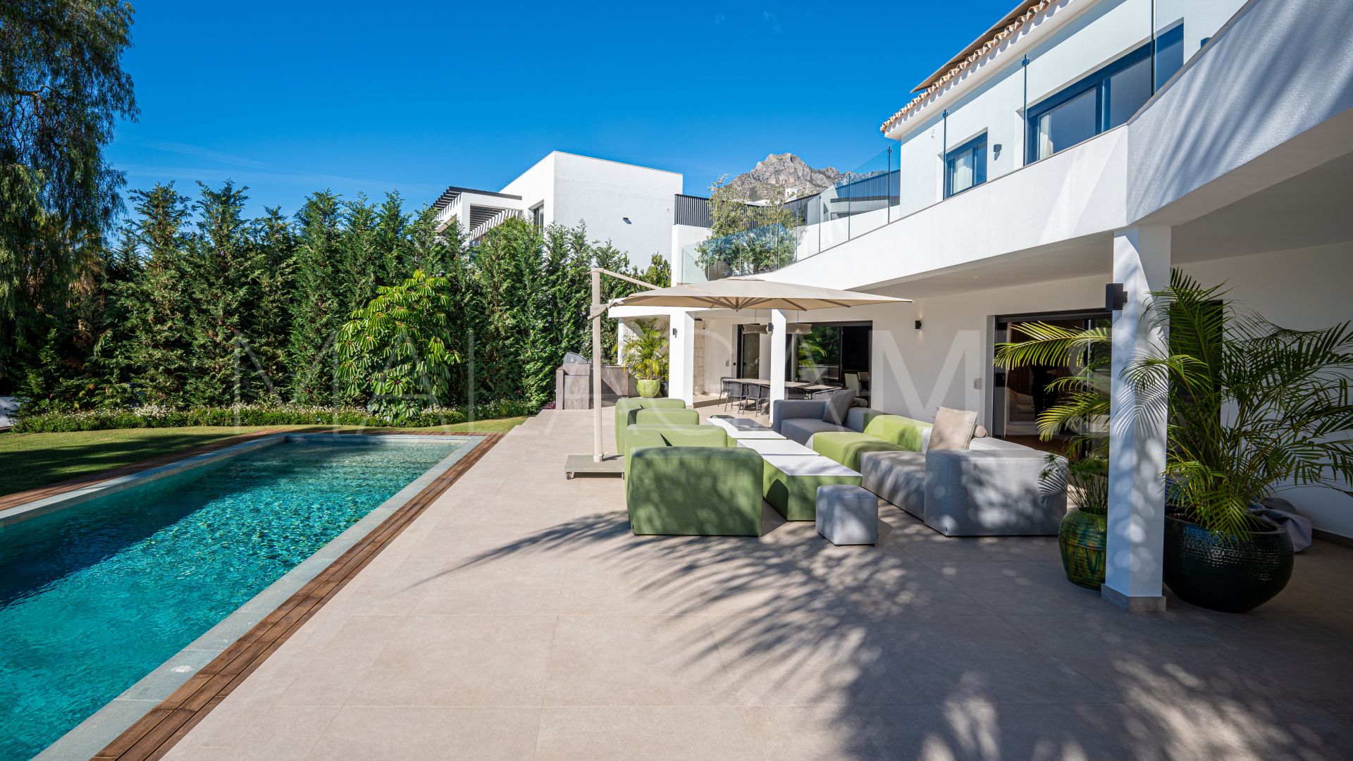 Villa for sale in Nagüeles