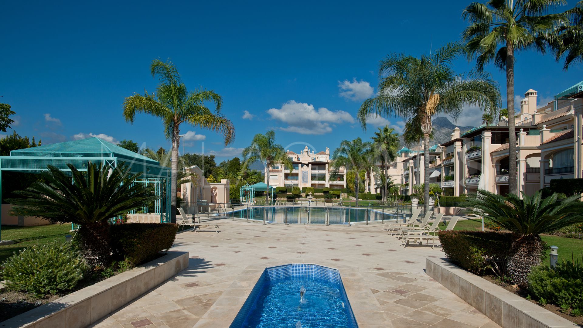 For sale Lomas de Sierra Blanca duplex with 3 bedrooms