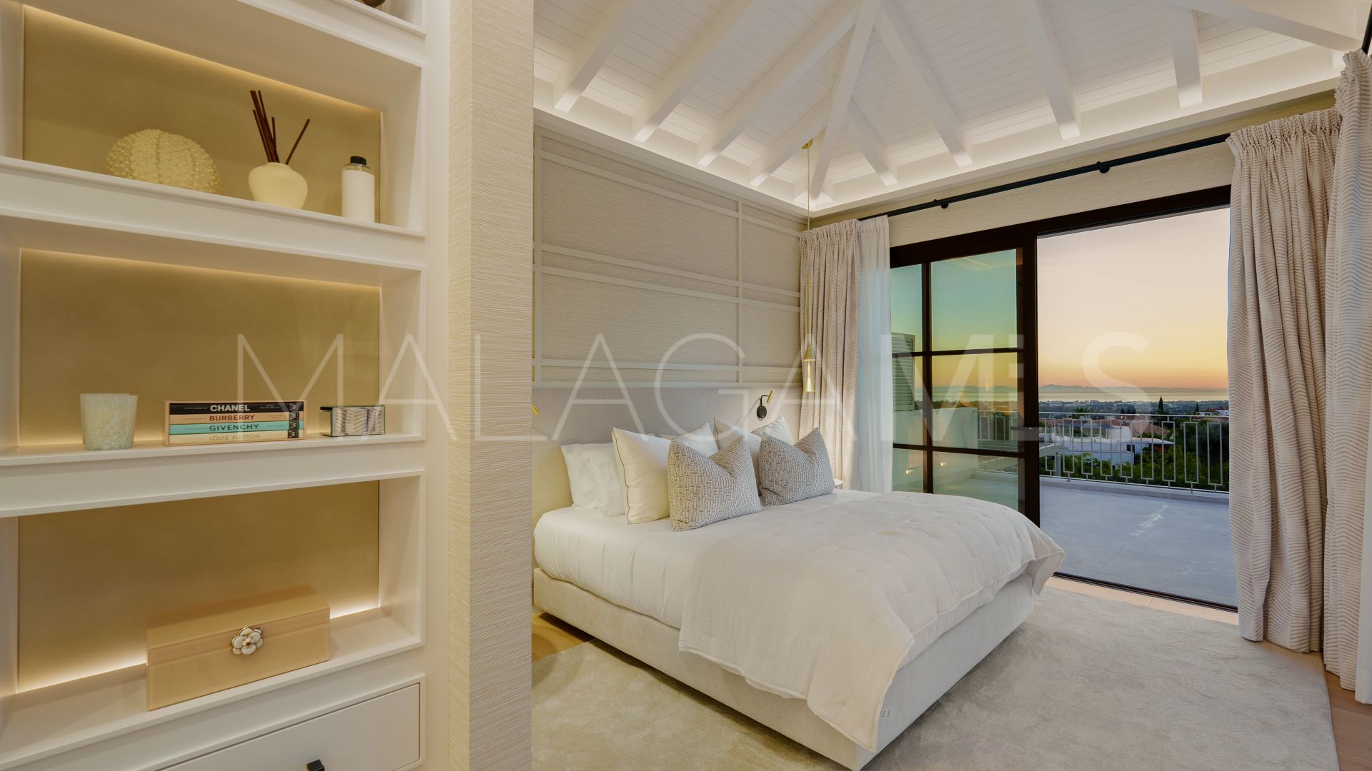 Villa for sale in El Herrojo