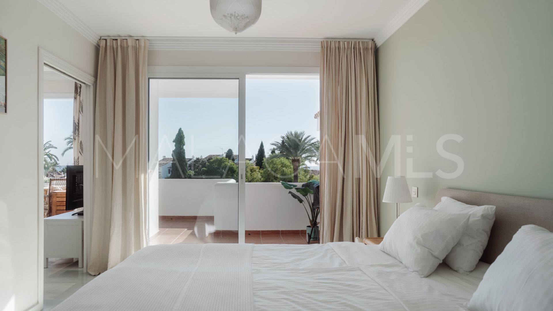 Wohnung for sale in Royal Gardens