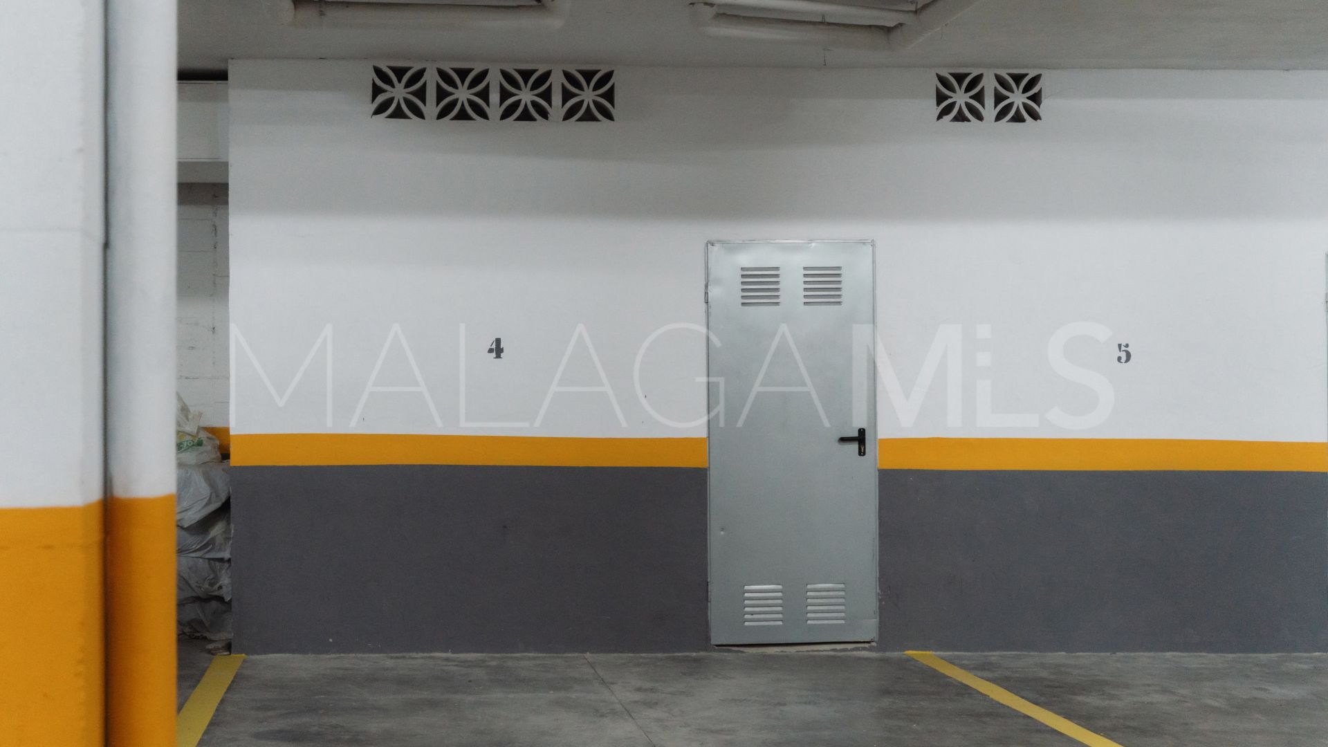 Wohnung for sale in Royal Gardens