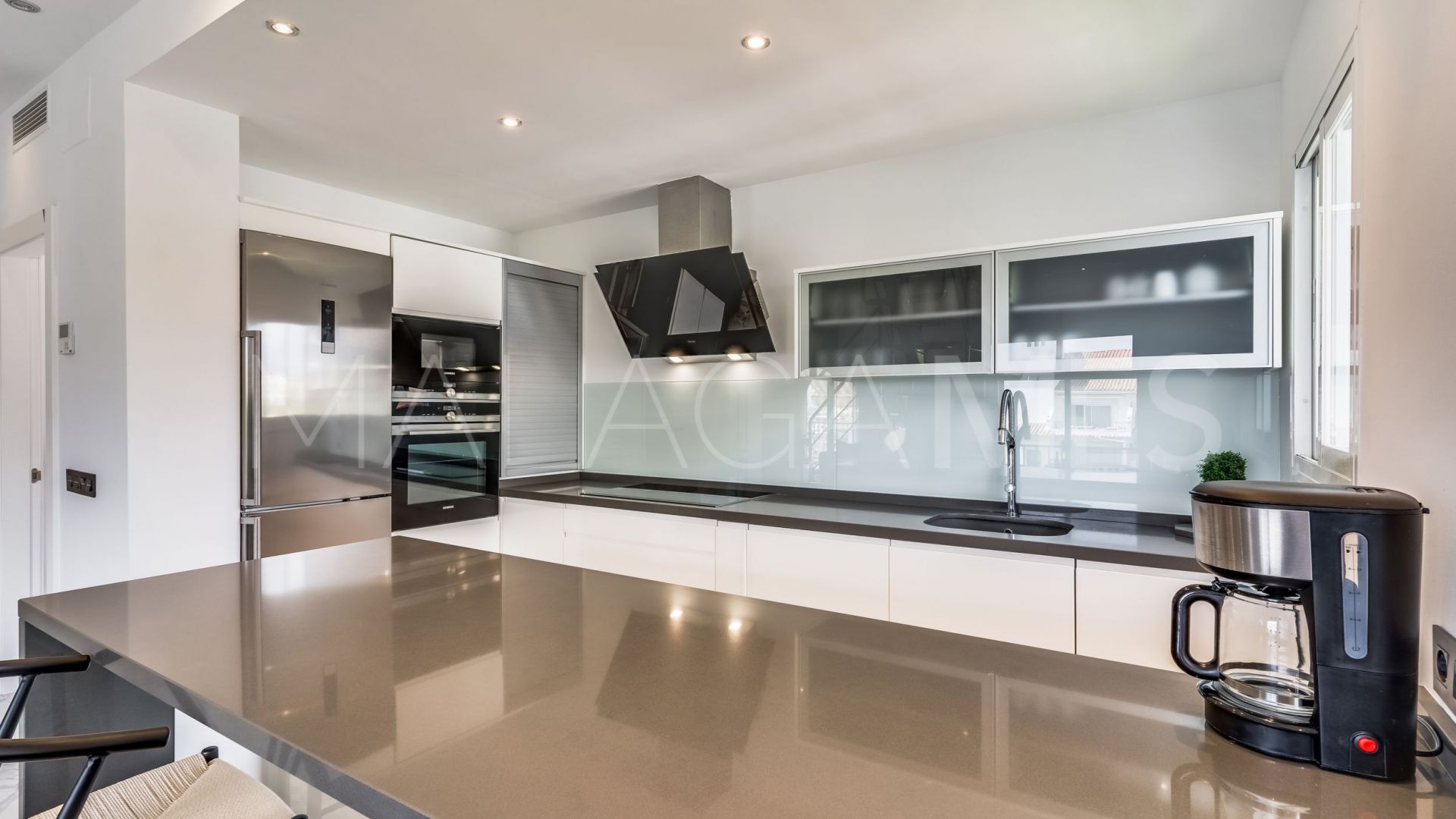 3 bedrooms duplex penthouse for sale in Marbella - Puerto Banus