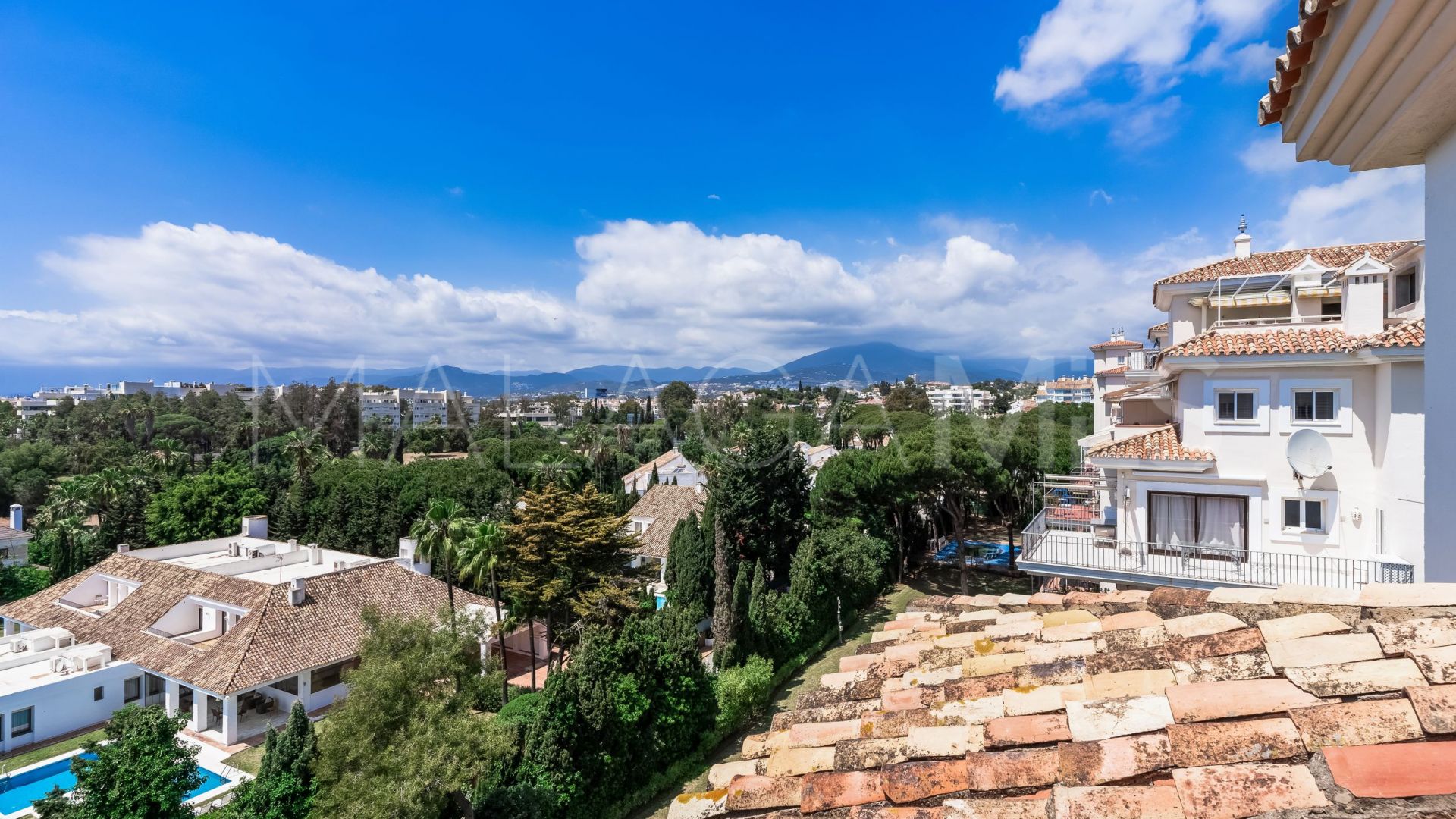 3 bedrooms duplex penthouse for sale in Marbella - Puerto Banus