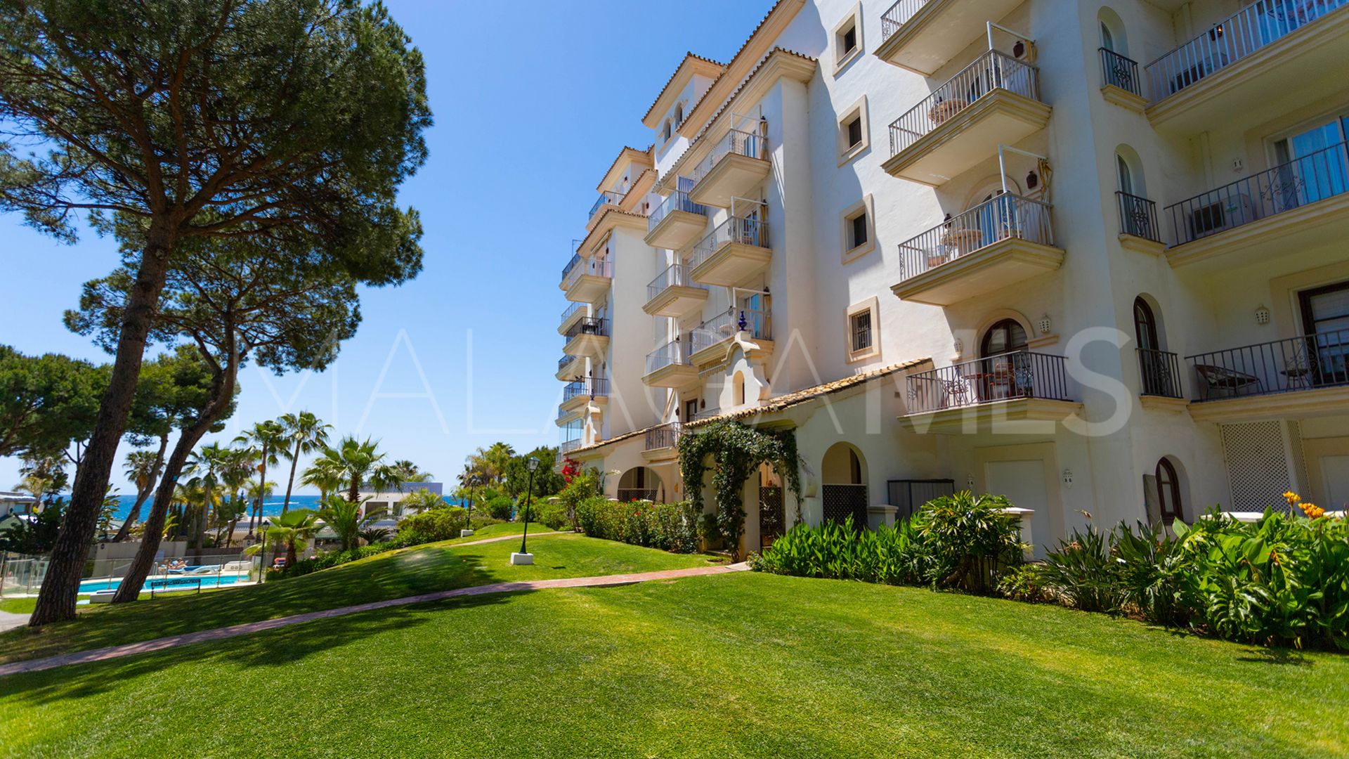 3 bedrooms duplex penthouse for sale in Marbella - Puerto Banus
