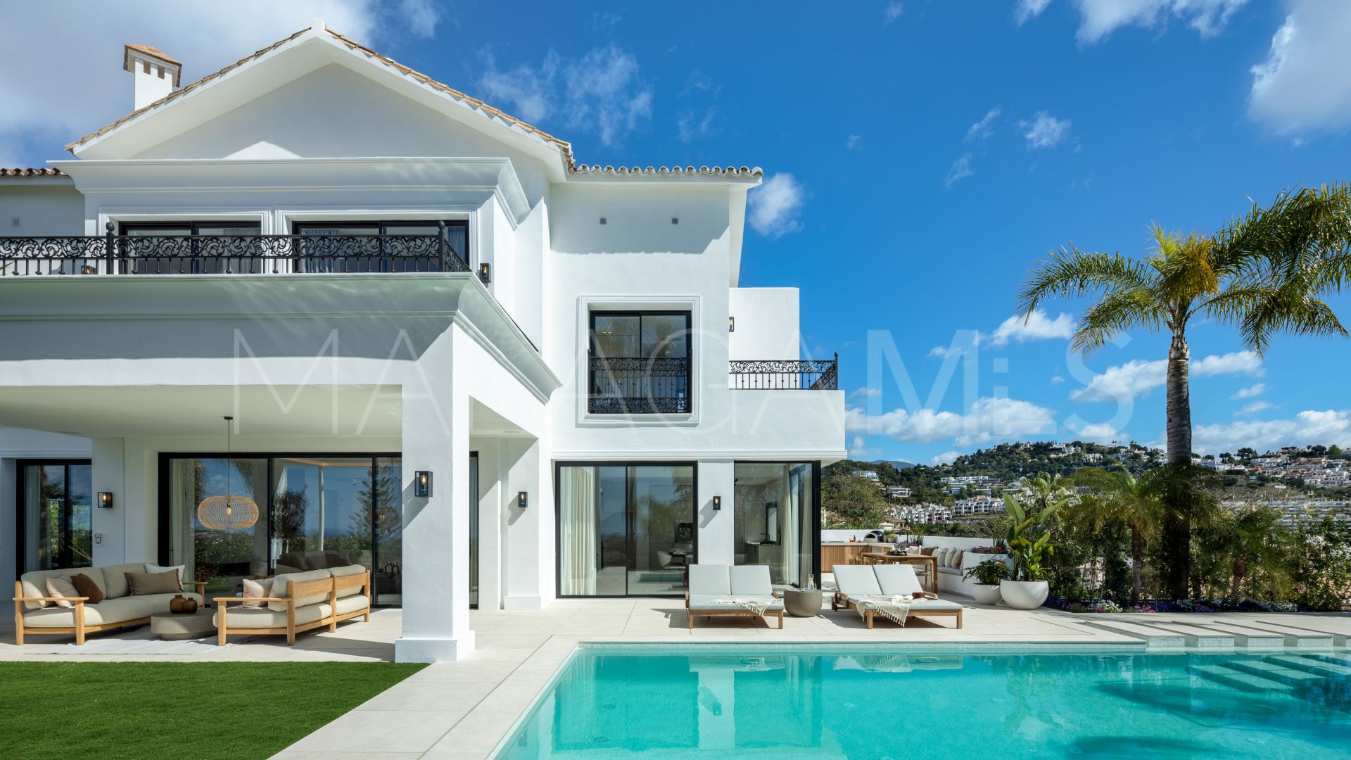 Villa for sale in Los Arqueros