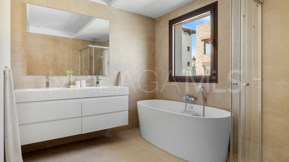 Villa for sale in Marbella City