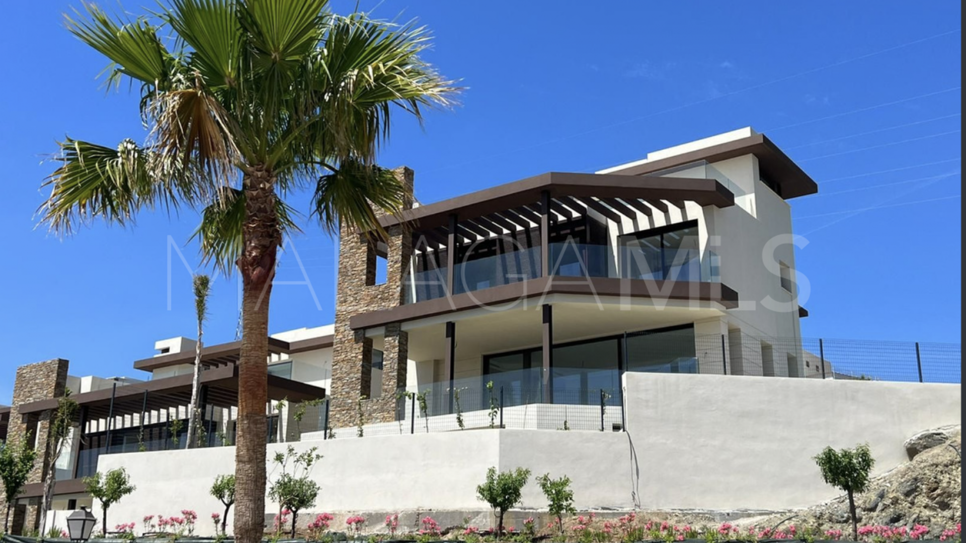 Villa for sale in Marbella City