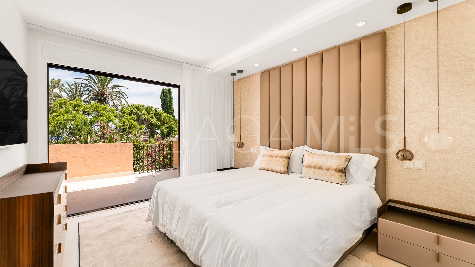 Se vende adosado de 4 bedrooms in El Presidente