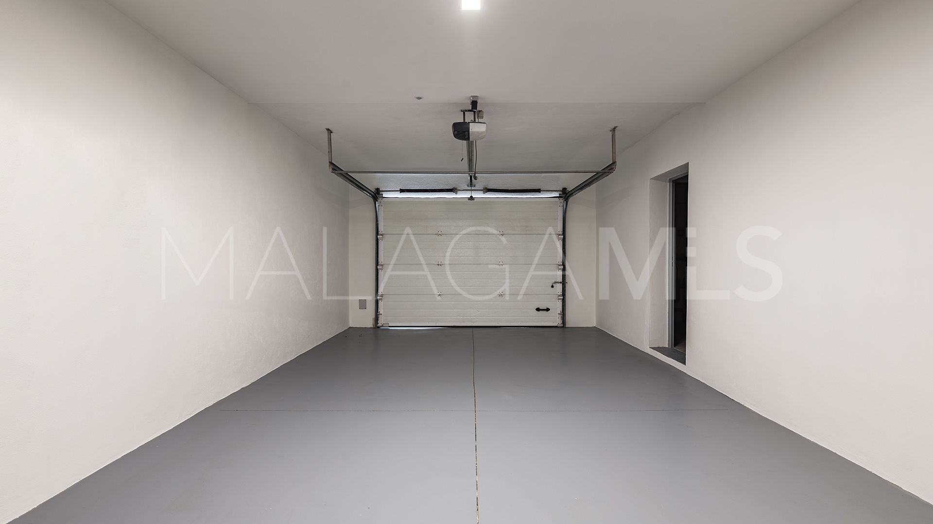 Villa for sale in El Madroñal