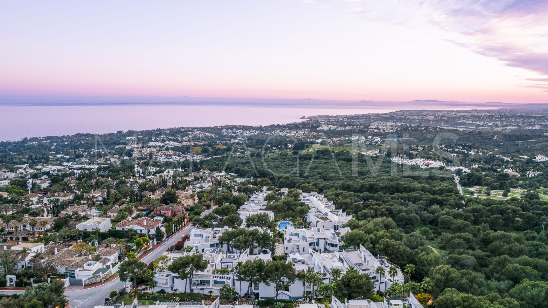 Parhus for sale in Meisho Hills