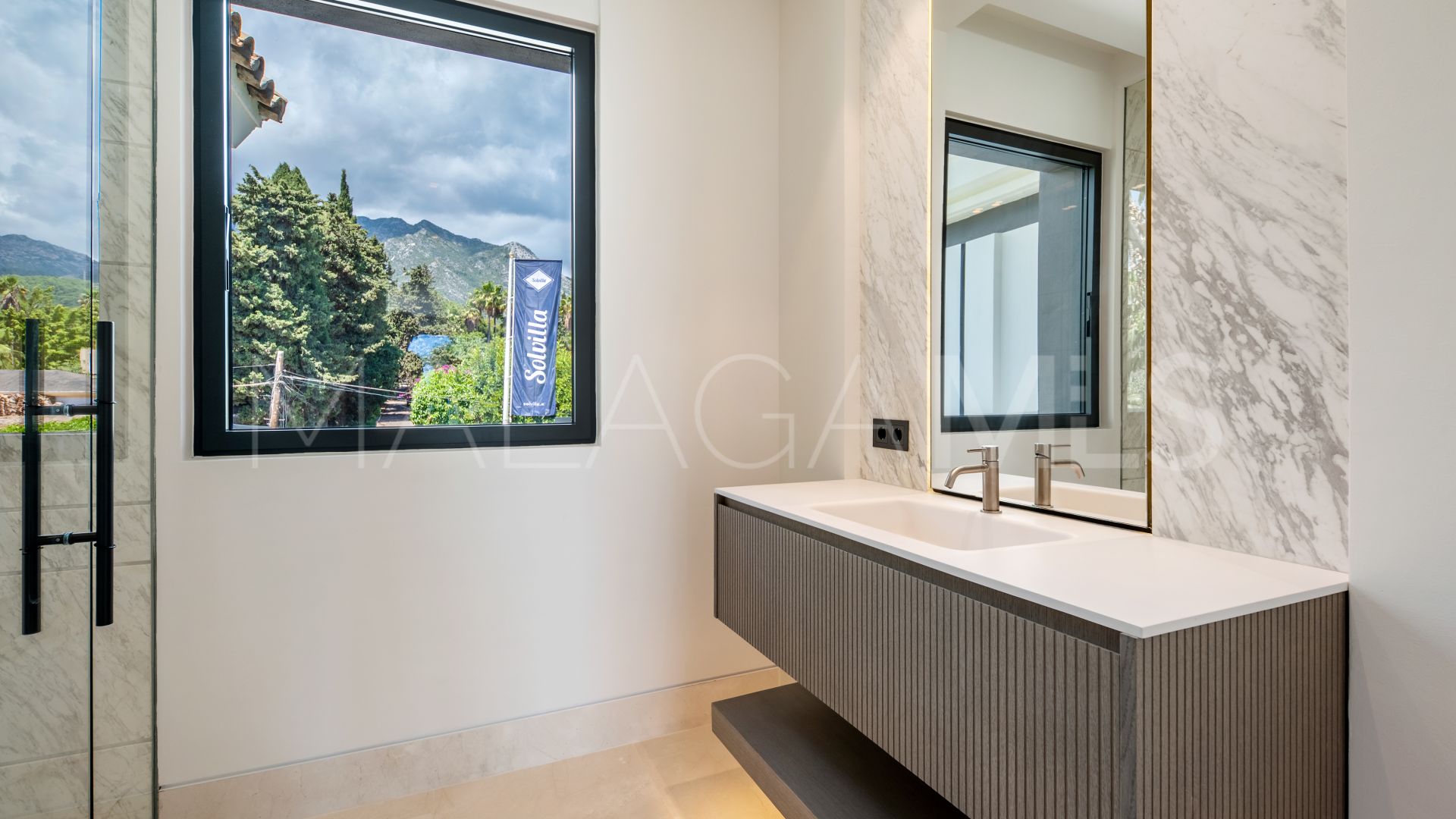 Villa de 6 bedrooms for sale in Rocio de Nagüeles