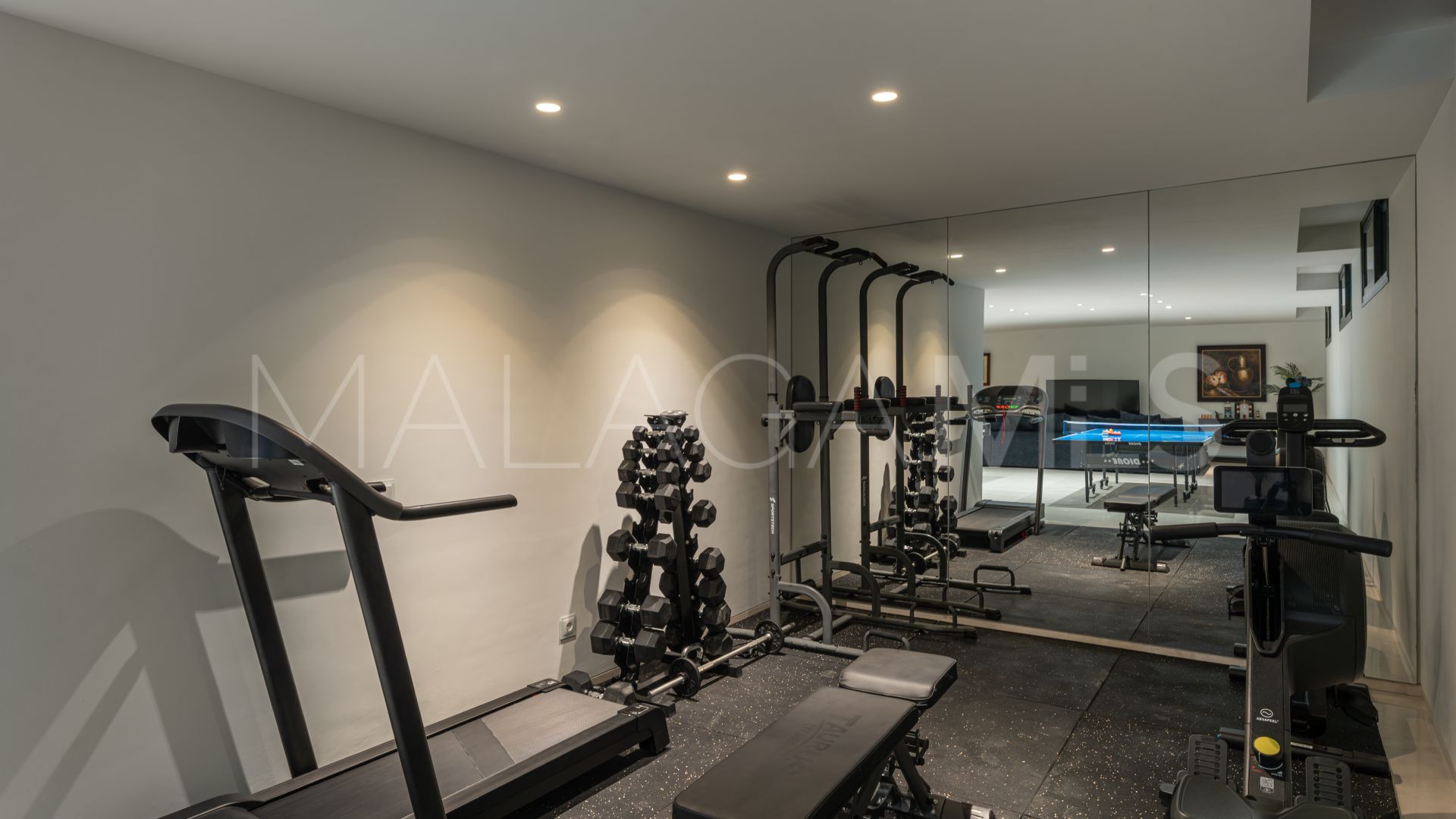 Villa for sale in Los Olivos